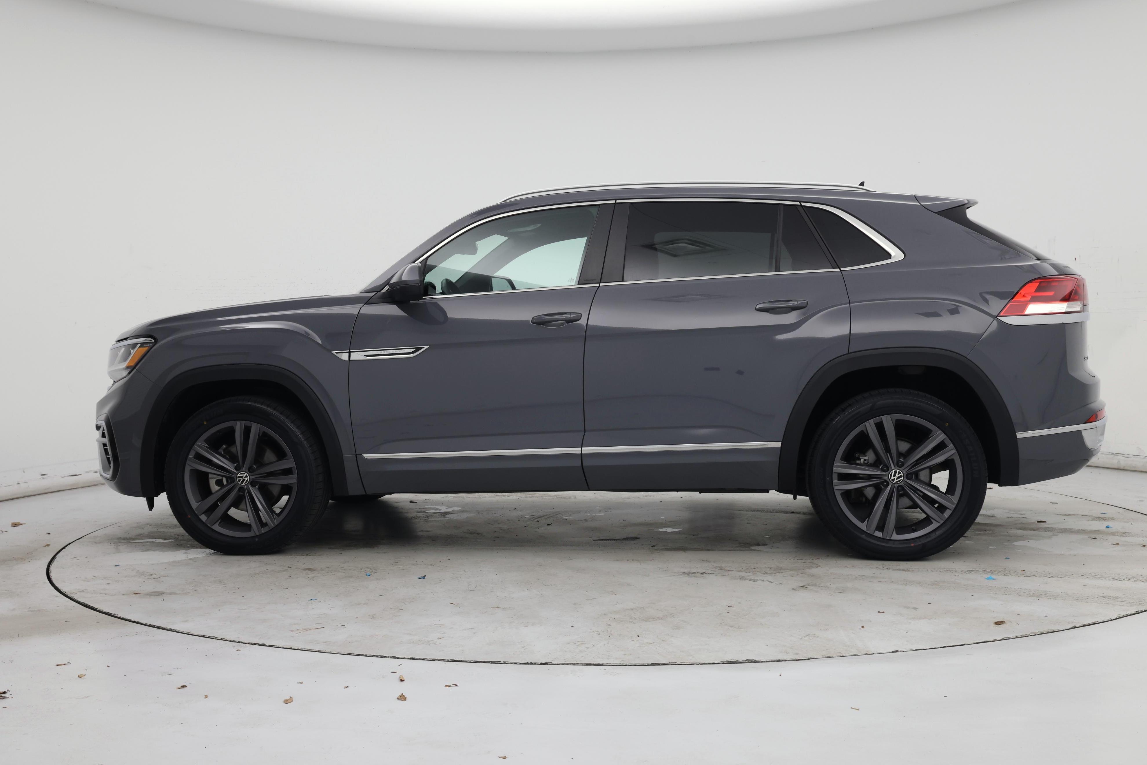 Thumbnail: 2022 Volkswagen Atlas - 3