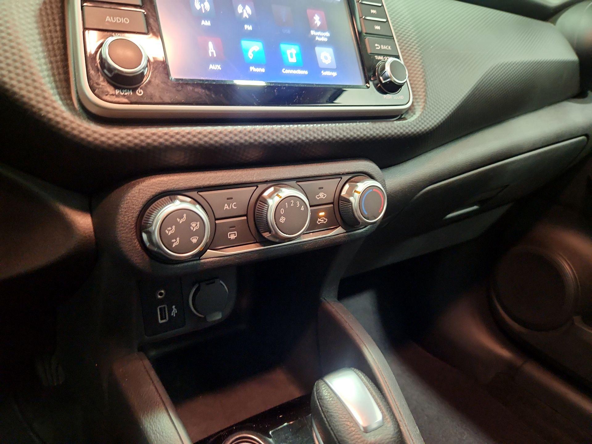 Thumbnail: 2022 Nissan Kicks - 16