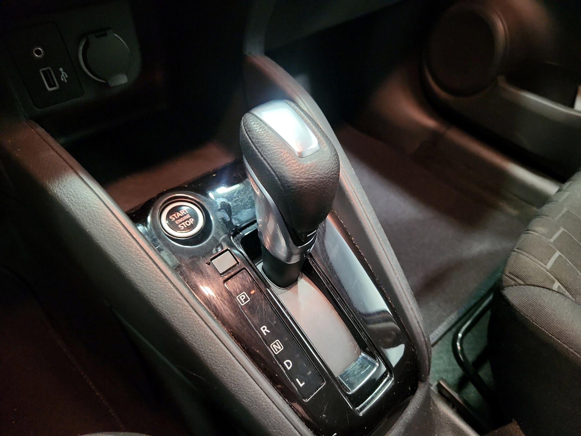 Thumbnail: 2022 Nissan Kicks - 17