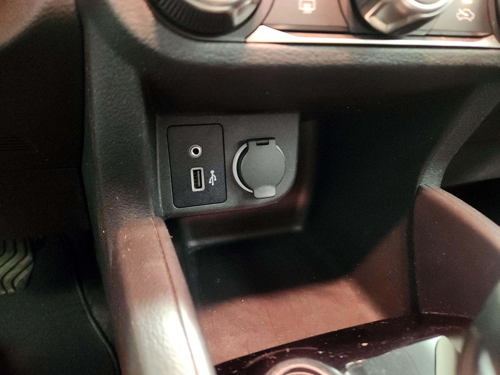 Thumbnail: 2022 Nissan Kicks - 18