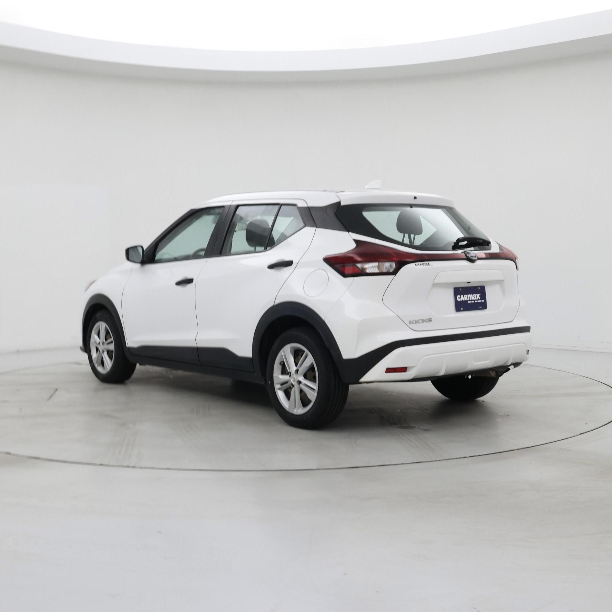 Thumbnail: 2022 Nissan Kicks - 2