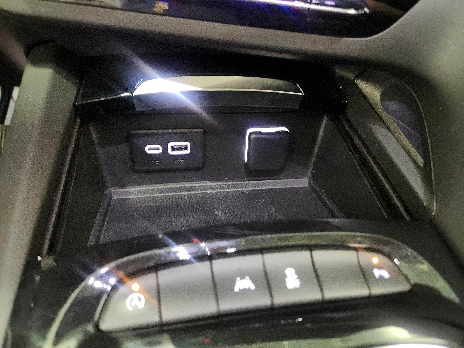 Thumbnail: 2022 Buick Envision - 18