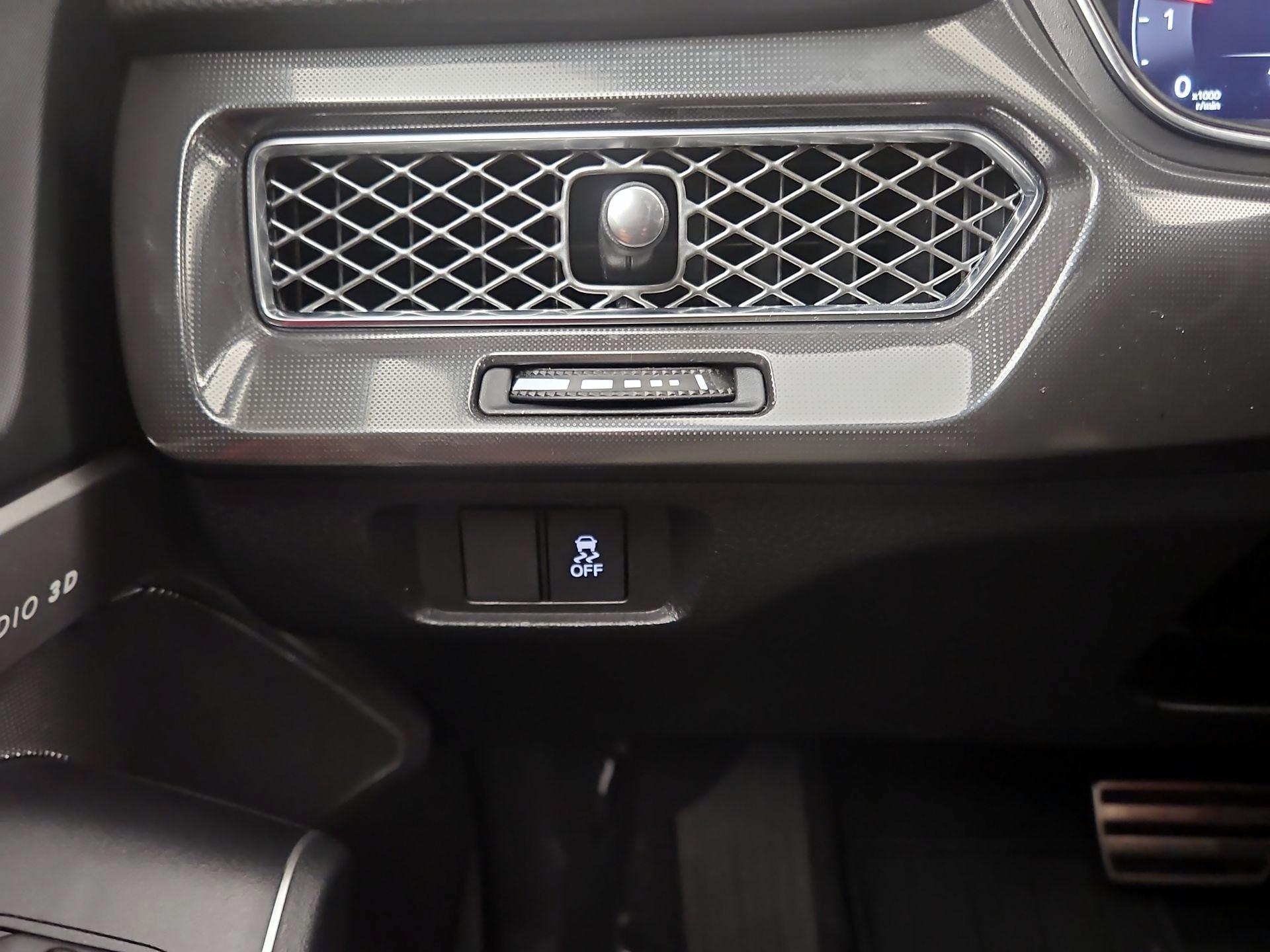 Thumbnail: 2023 Acura Integra - 13