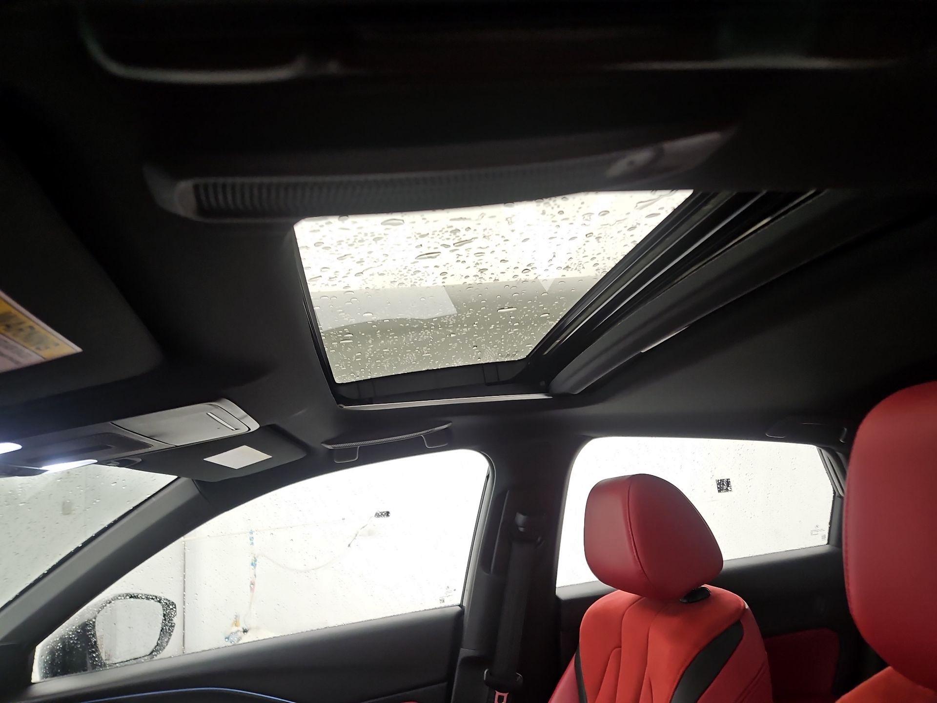 Thumbnail: 2023 Acura Integra - 19