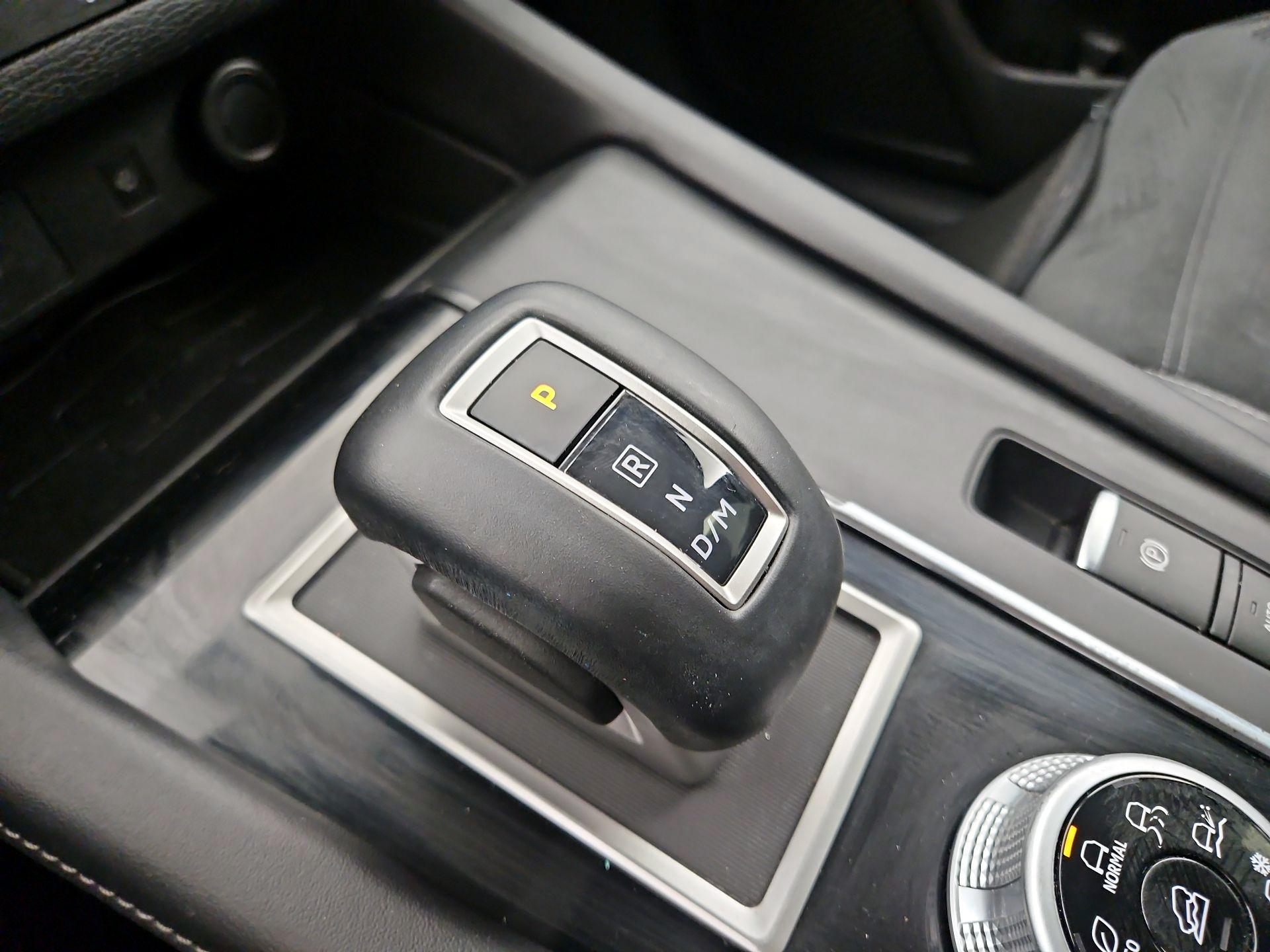 Thumbnail: 2022 Mitsubishi Outlander - 17