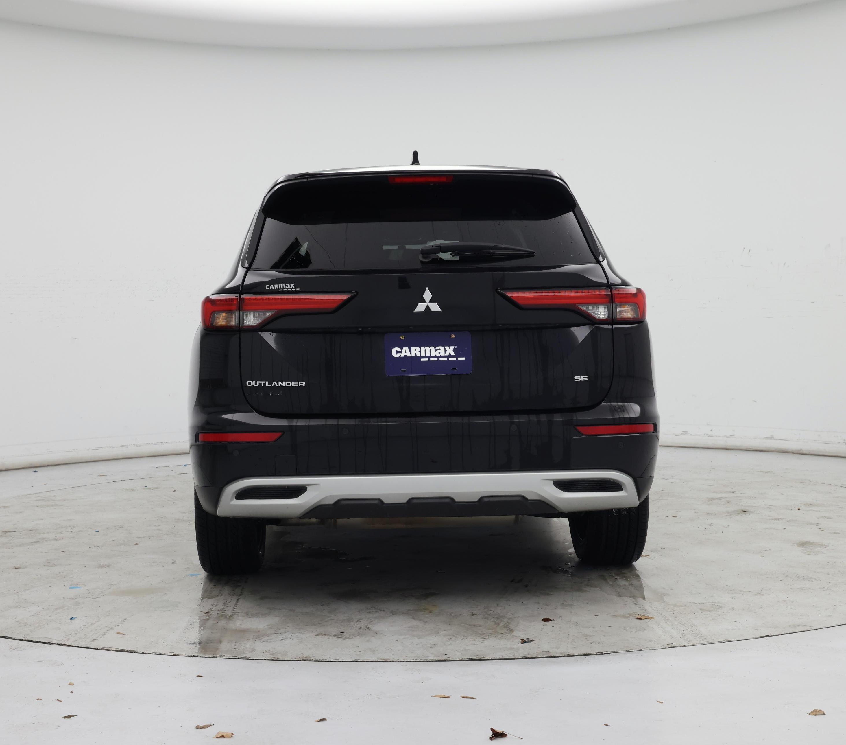 Thumbnail: 2022 Mitsubishi Outlander - 6