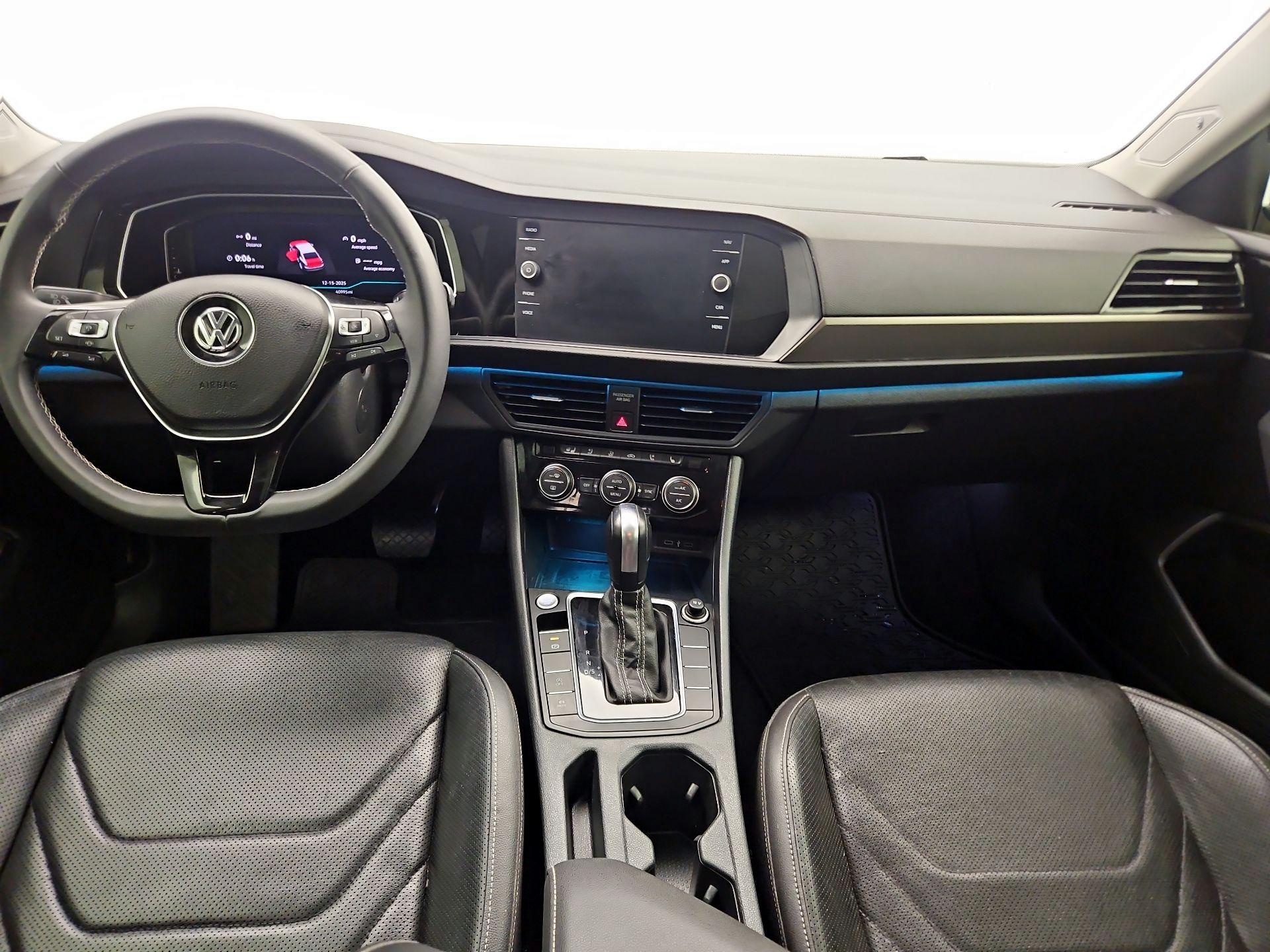 Thumbnail: 2021 Volkswagen Jetta - 9