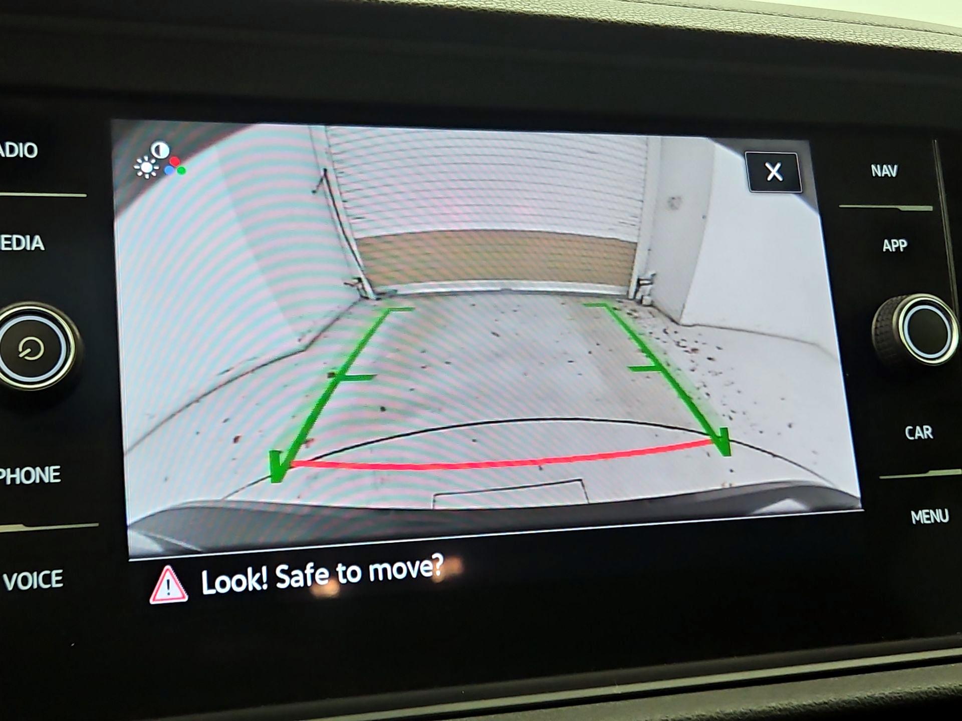 Thumbnail: 2021 Volkswagen Jetta - 14