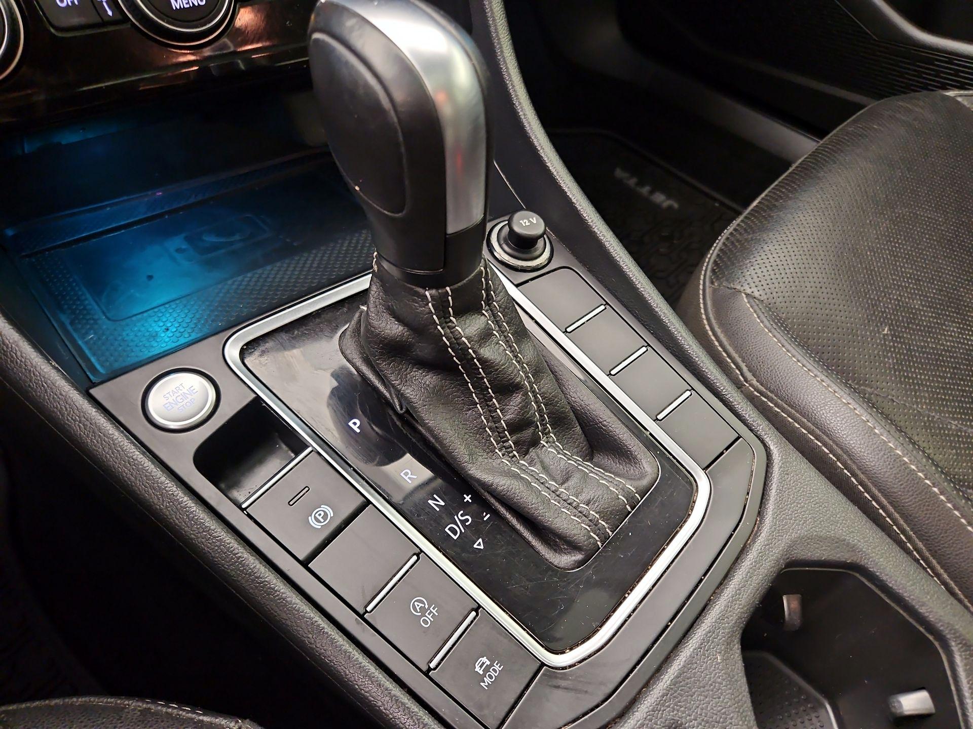 Thumbnail: 2021 Volkswagen Jetta - 17