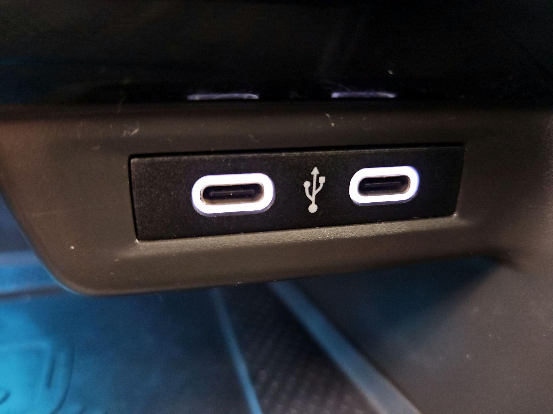 Thumbnail: 2021 Volkswagen Jetta - 18