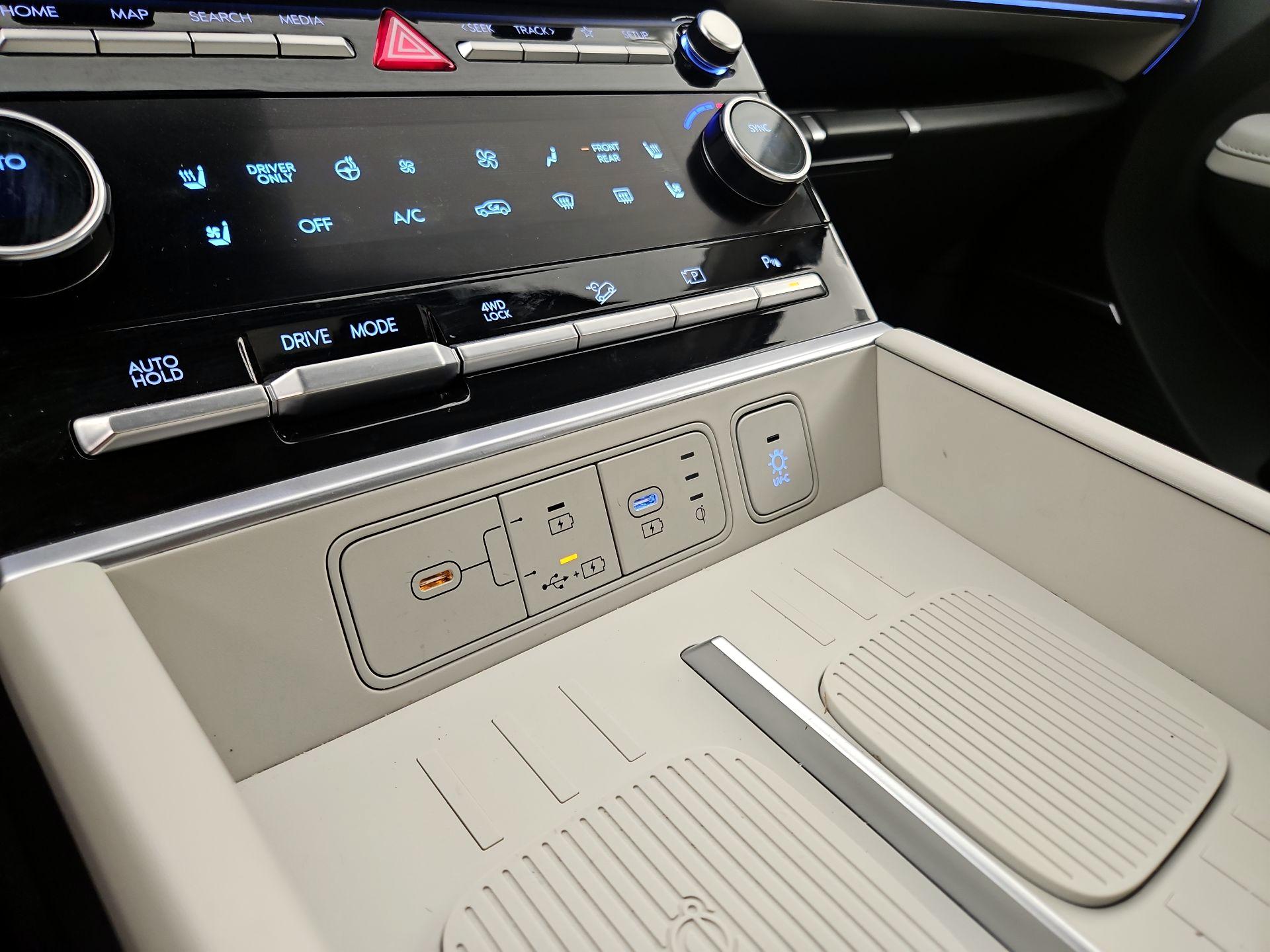 Thumbnail: 2024 Hyundai Santa Fe - 19