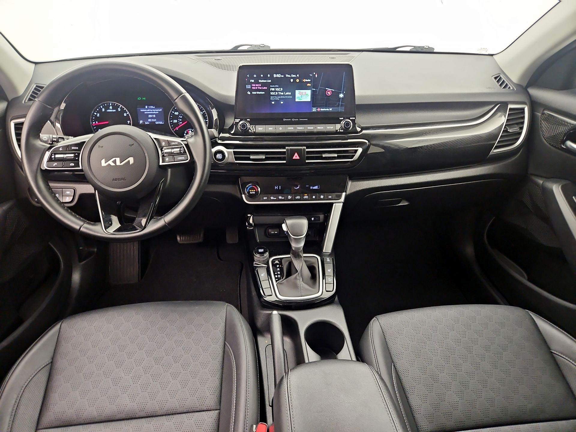 Thumbnail: 2022 Kia Seltos - 9