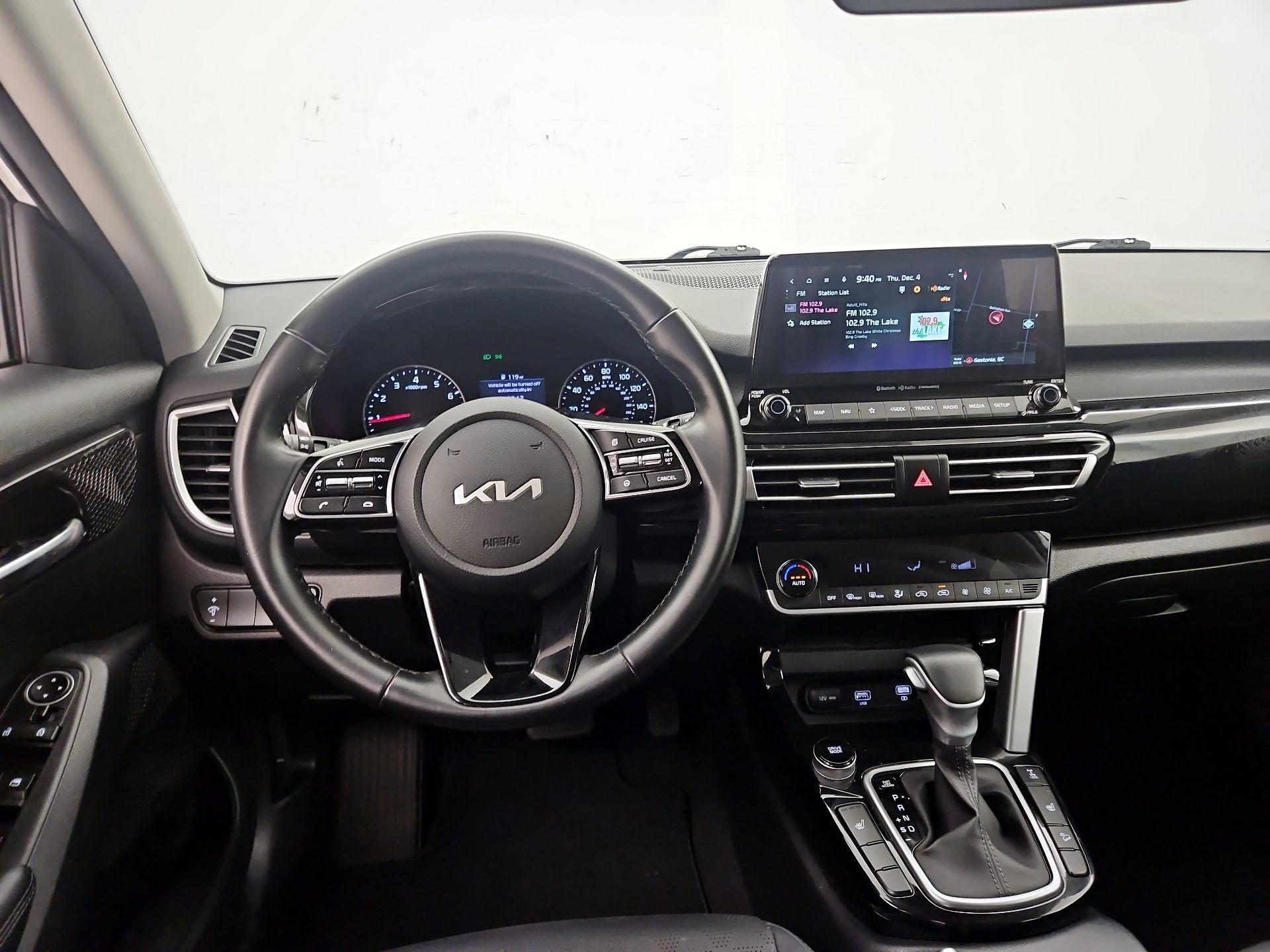 Thumbnail: 2022 Kia Seltos - 10