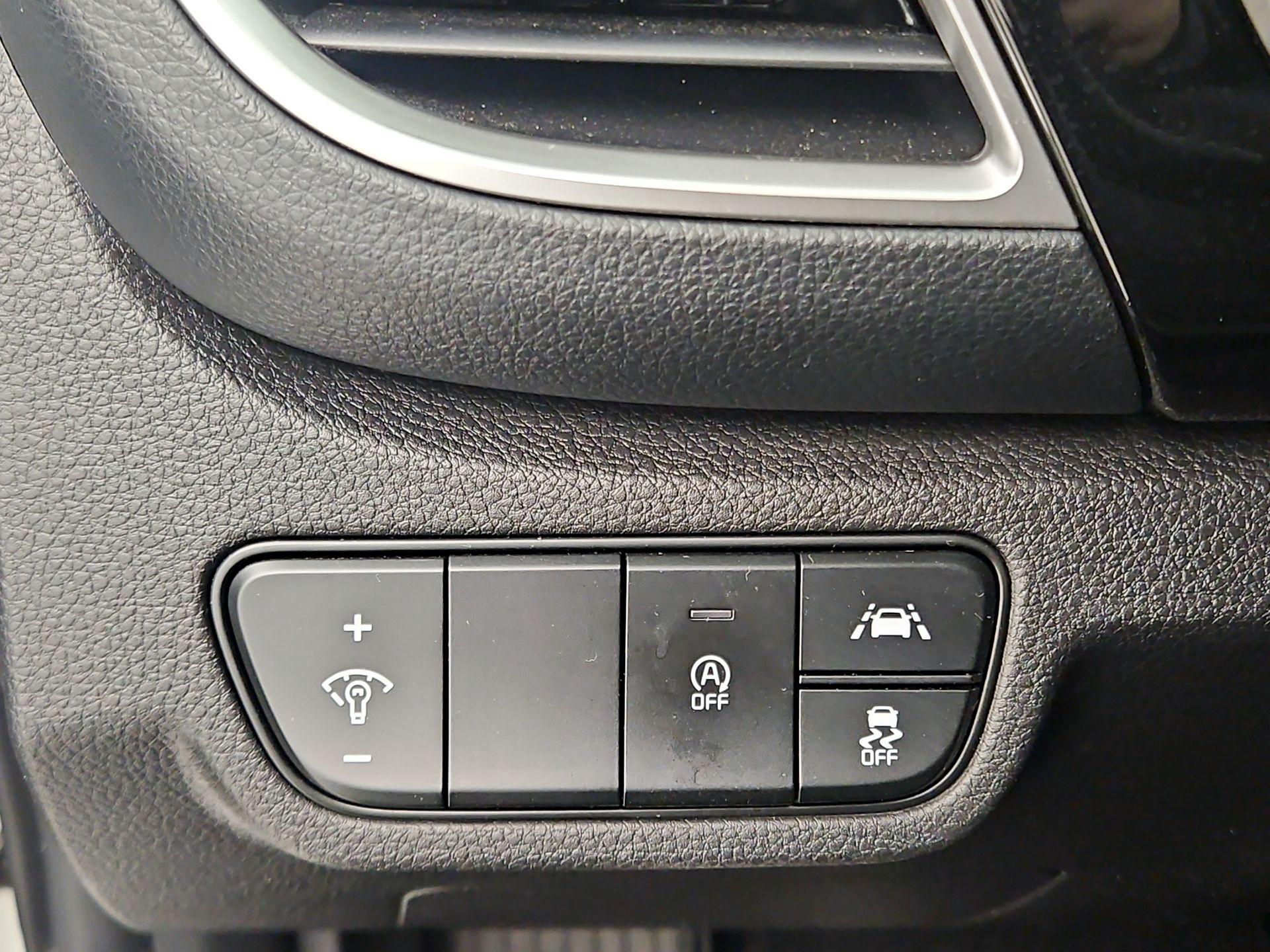 Thumbnail: 2022 Kia Seltos - 13