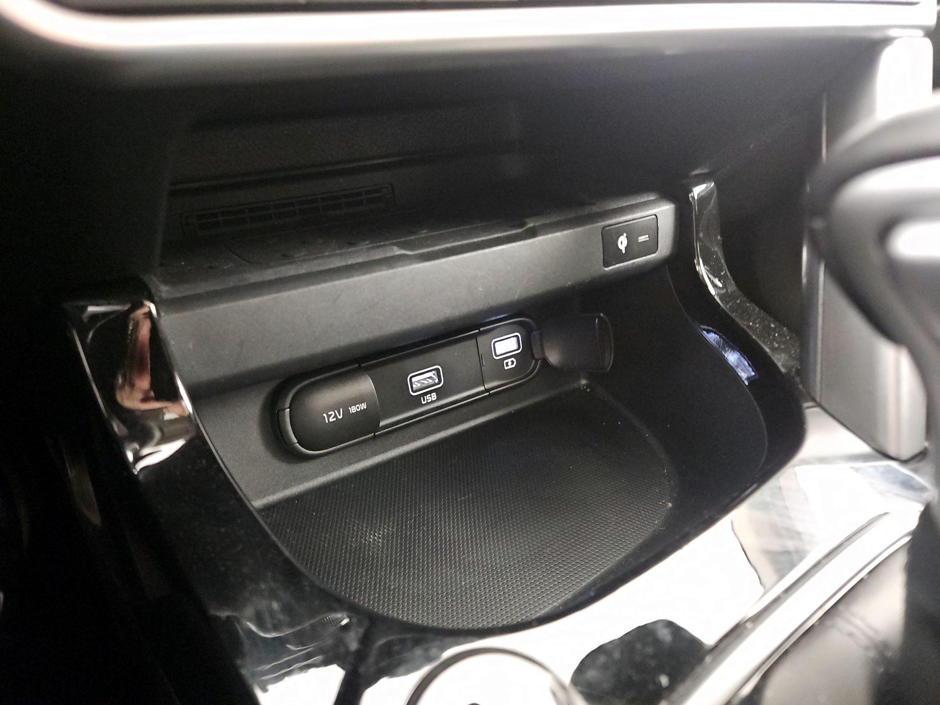 Thumbnail: 2022 Kia Seltos - 18