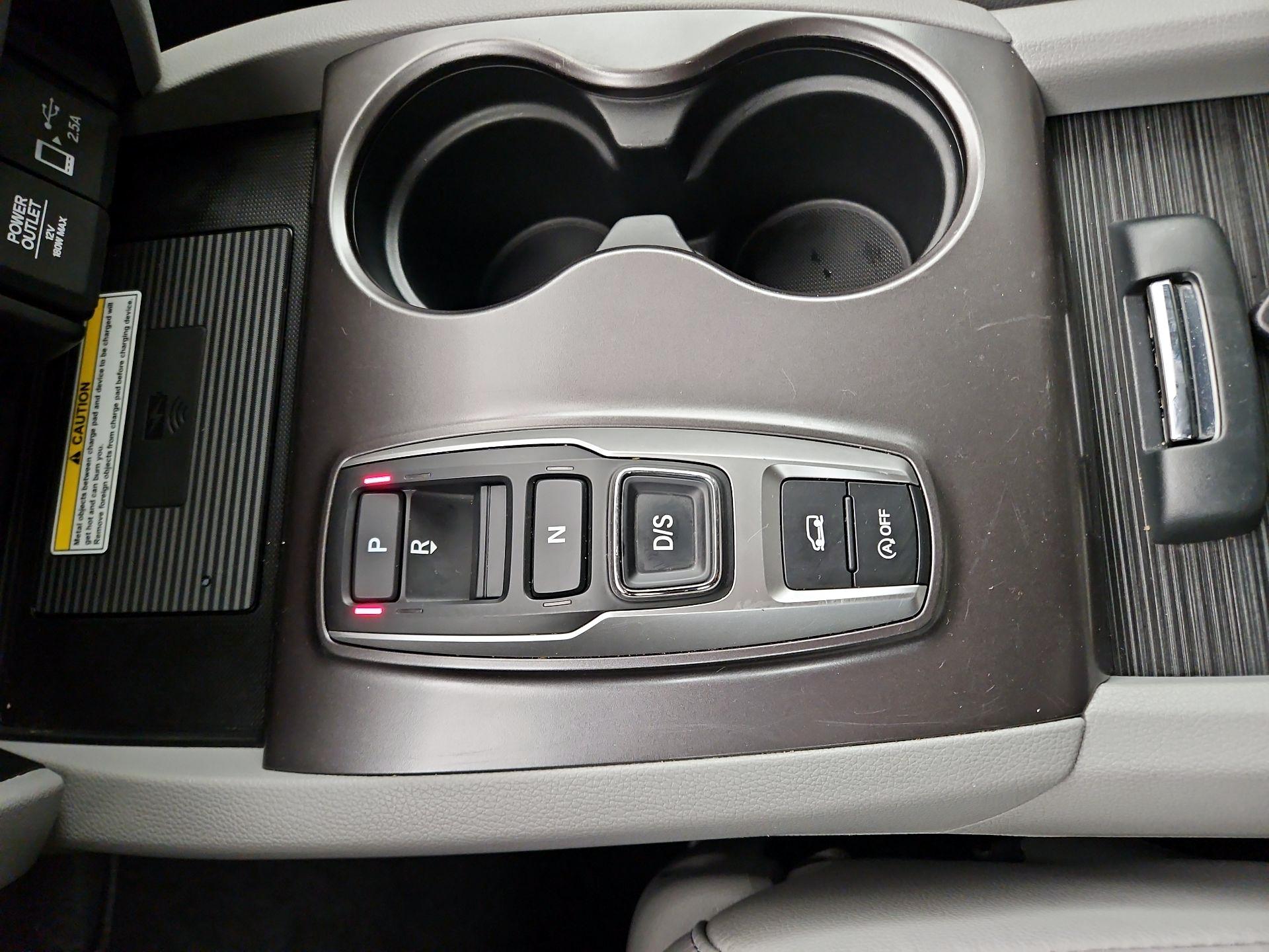 Thumbnail: 2022 Honda Pilot - 17