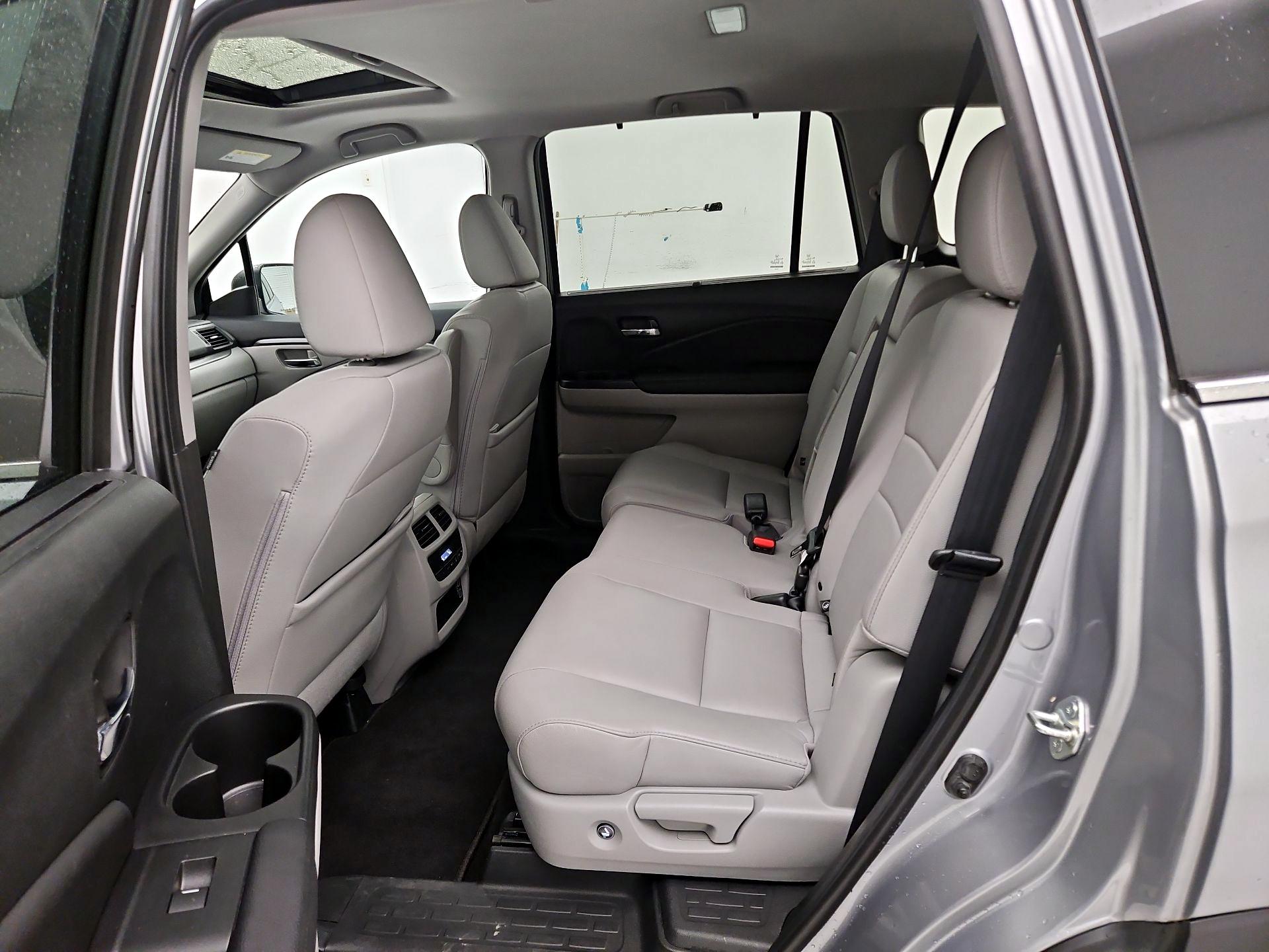 Thumbnail: 2022 Honda Pilot - 20