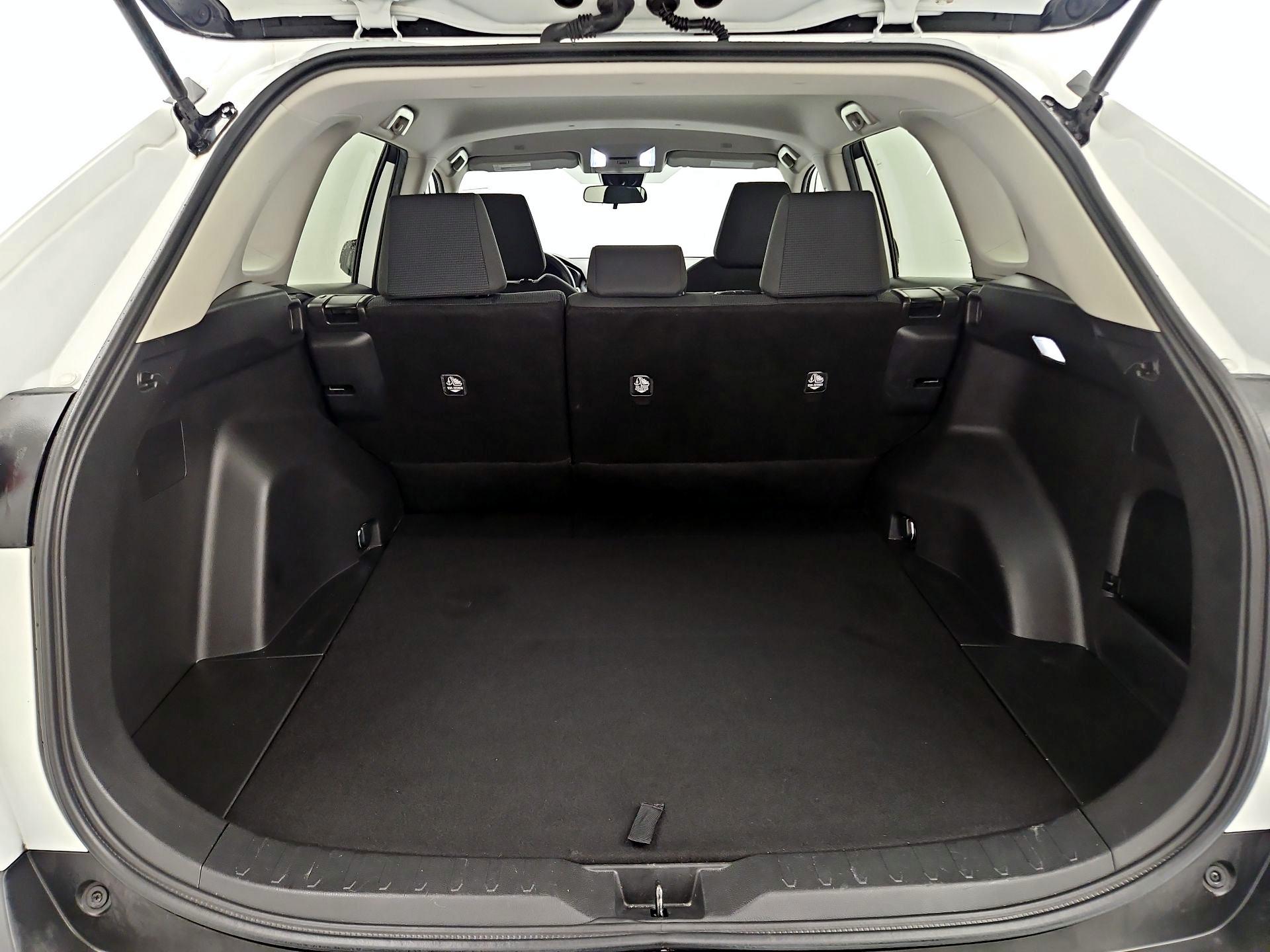 Thumbnail: 2023 Toyota RAV4 - 20