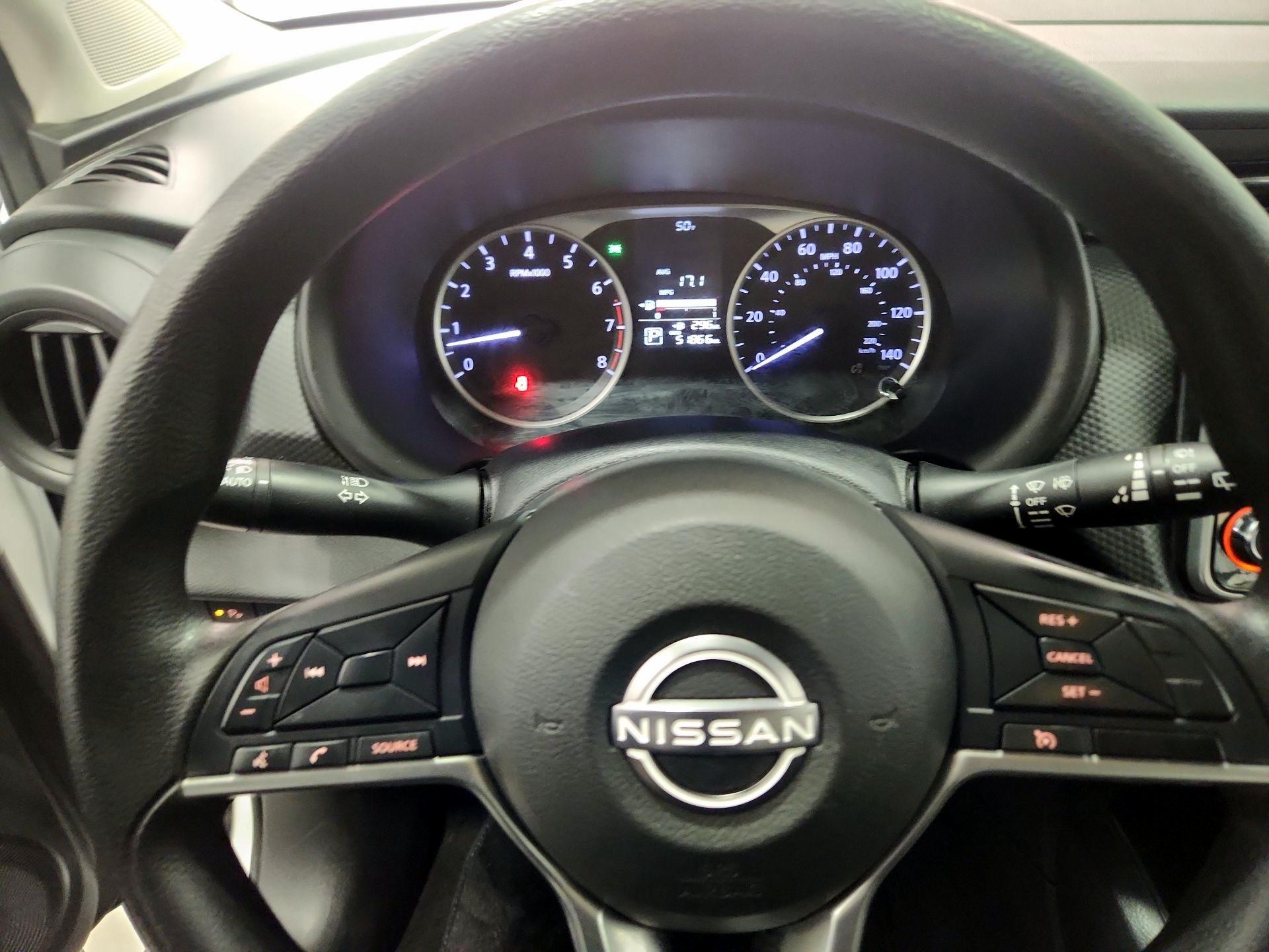 Thumbnail: 2022 Nissan Kicks - 10