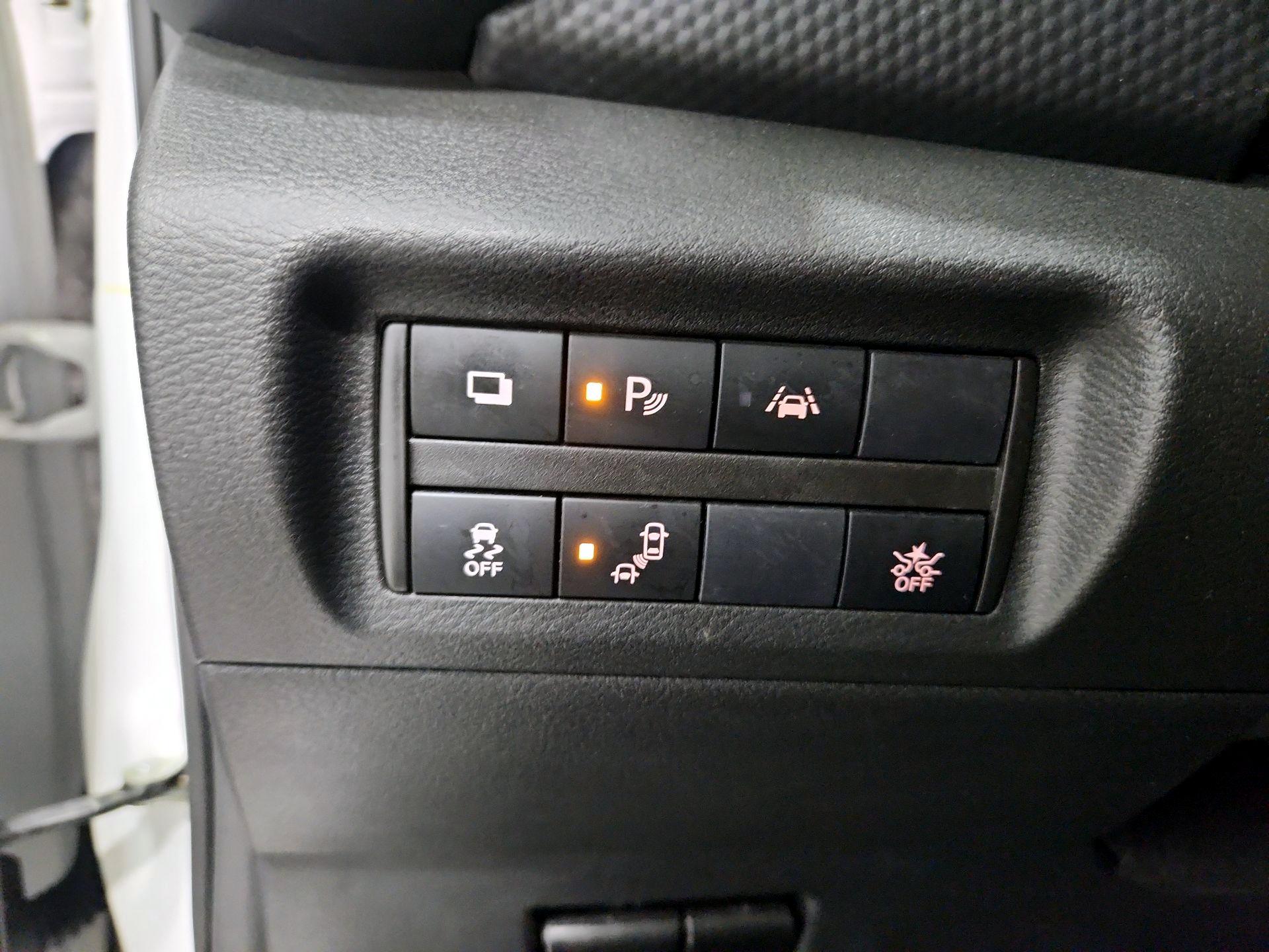 Thumbnail: 2022 Nissan Kicks - 13