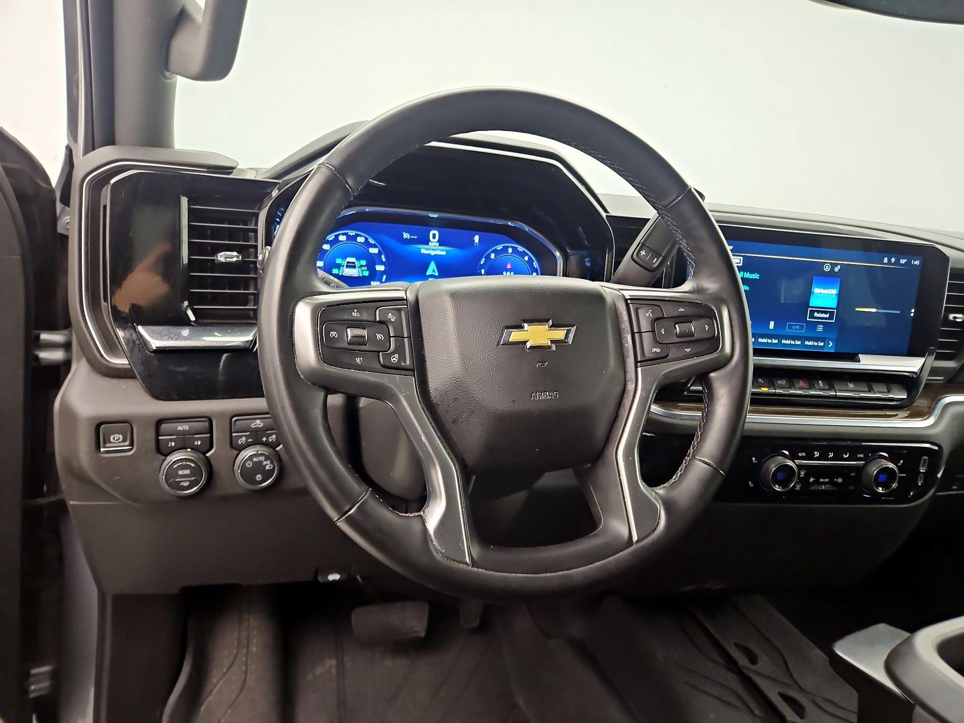Thumbnail: 2023 Chevrolet Silverado 1500 - 10