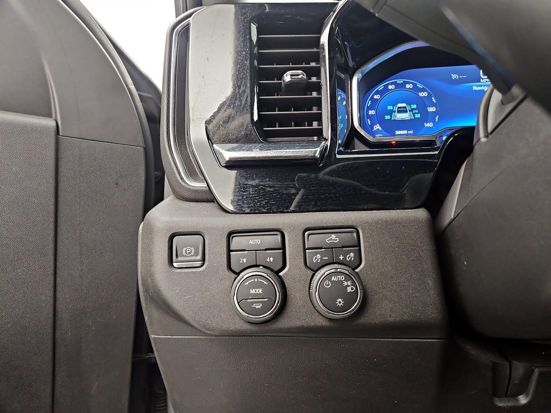 Thumbnail: 2023 Chevrolet Silverado 1500 - 13