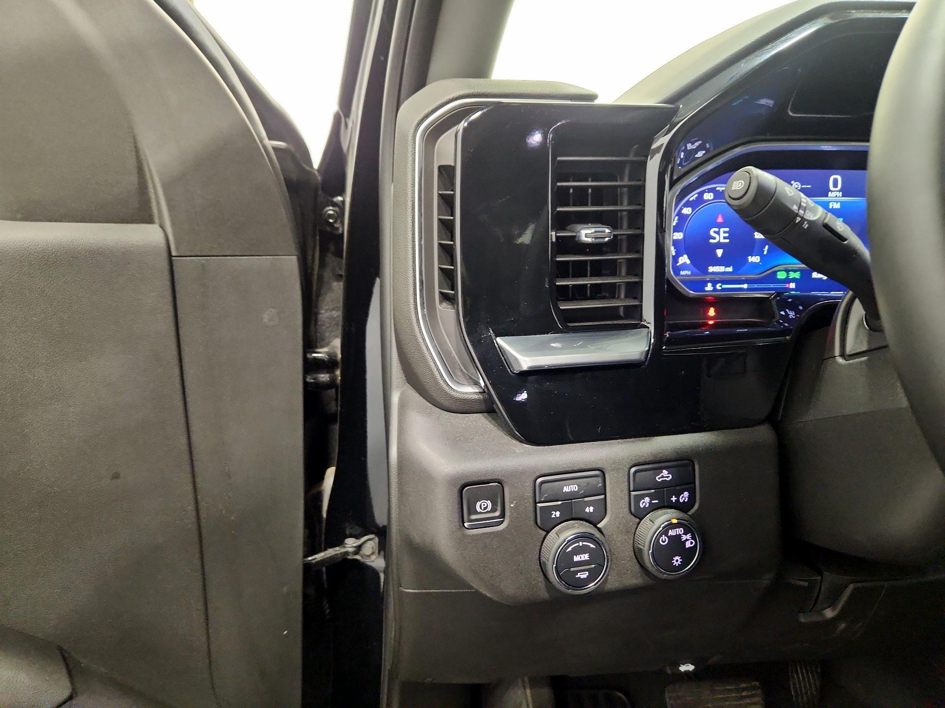 Thumbnail: 2023 Chevrolet Silverado 1500 - 13