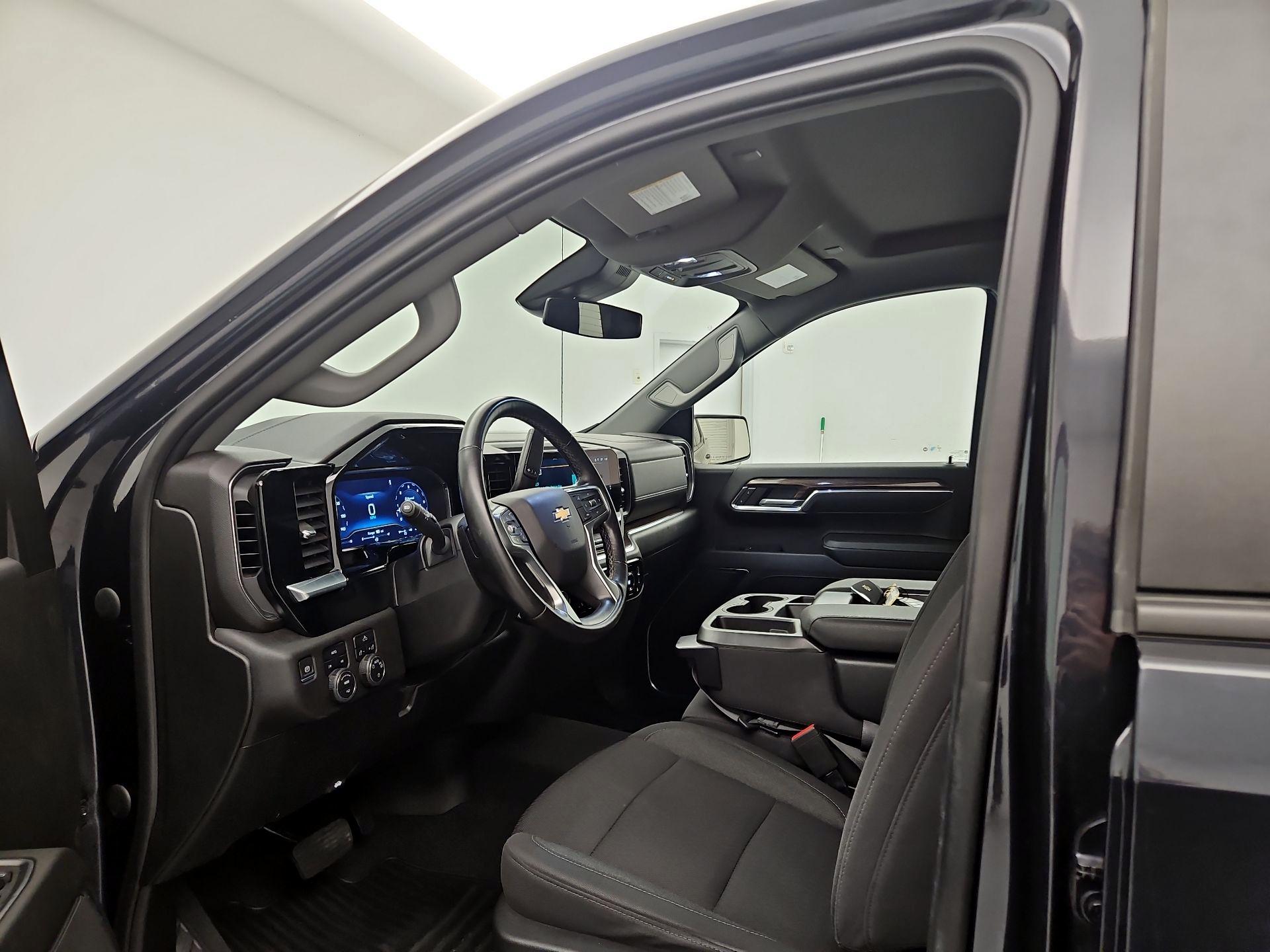 Thumbnail: 2023 Chevrolet Silverado 1500 - 11