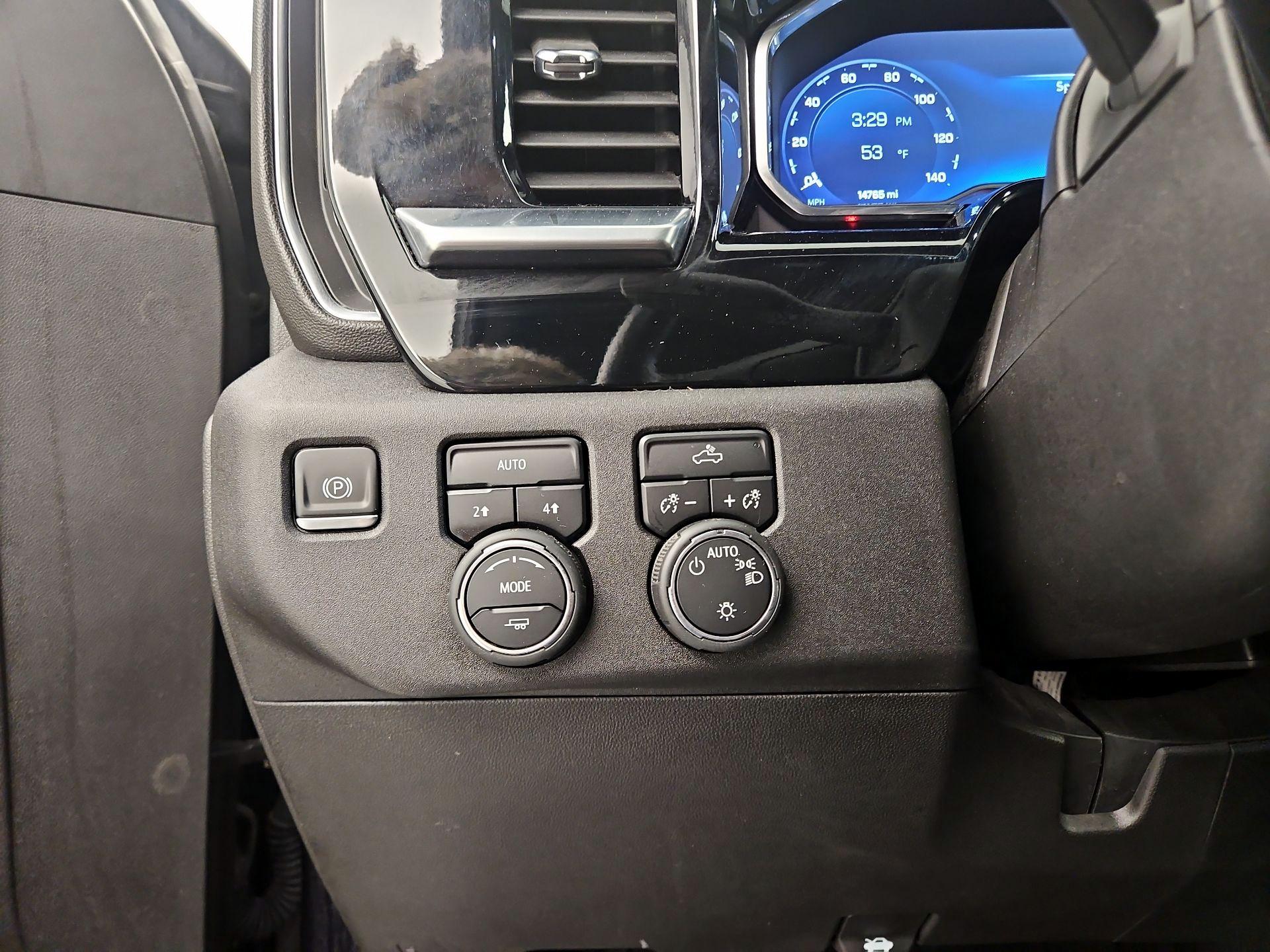 Thumbnail: 2023 Chevrolet Silverado 1500 - 13