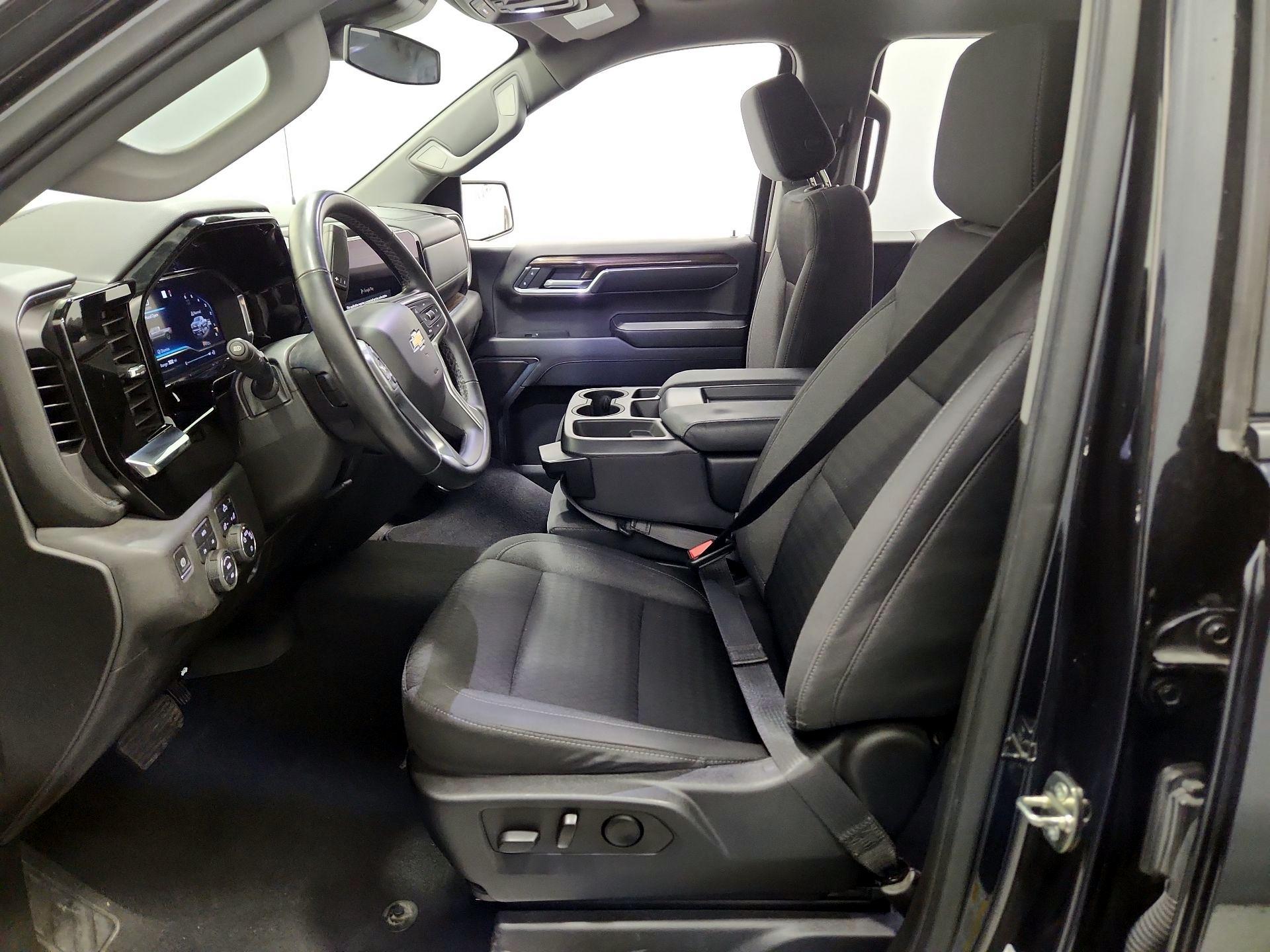 Thumbnail: 2023 Chevrolet Silverado 1500 - 11