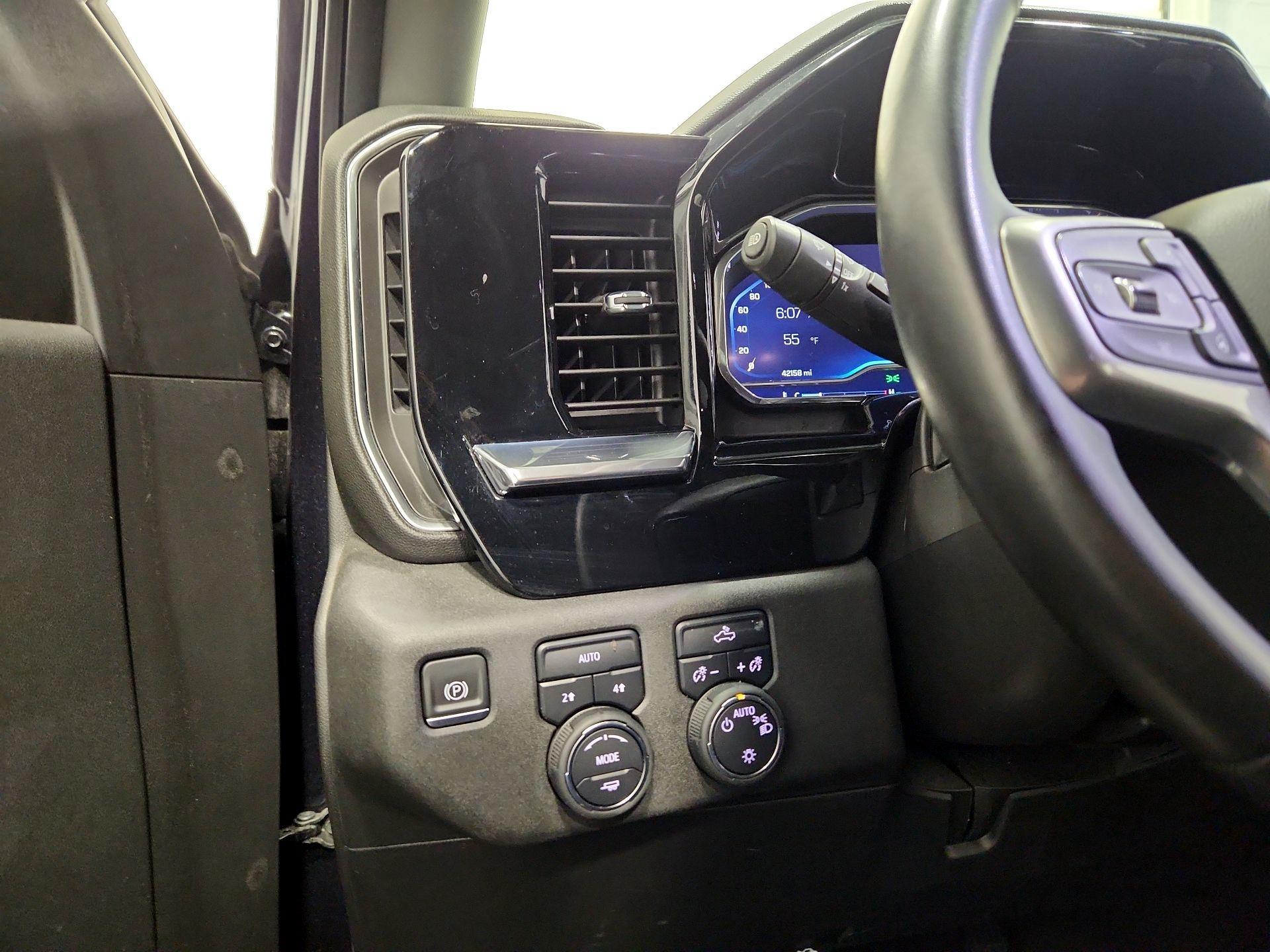 Thumbnail: 2023 Chevrolet Silverado 1500 - 13