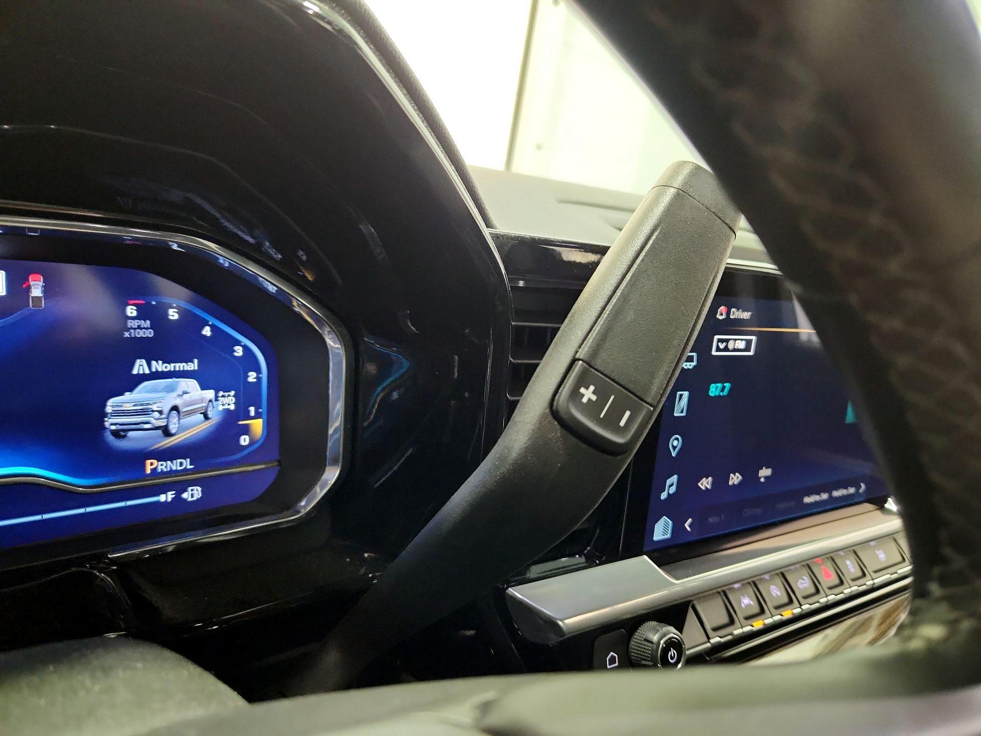 Thumbnail: 2023 Chevrolet Silverado 1500 - 17