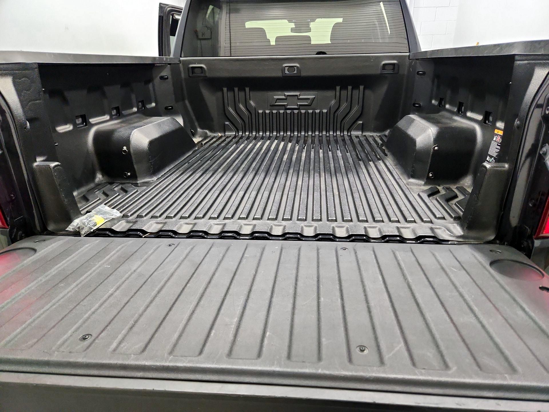 Thumbnail: 2023 Chevrolet Silverado 1500 - 20