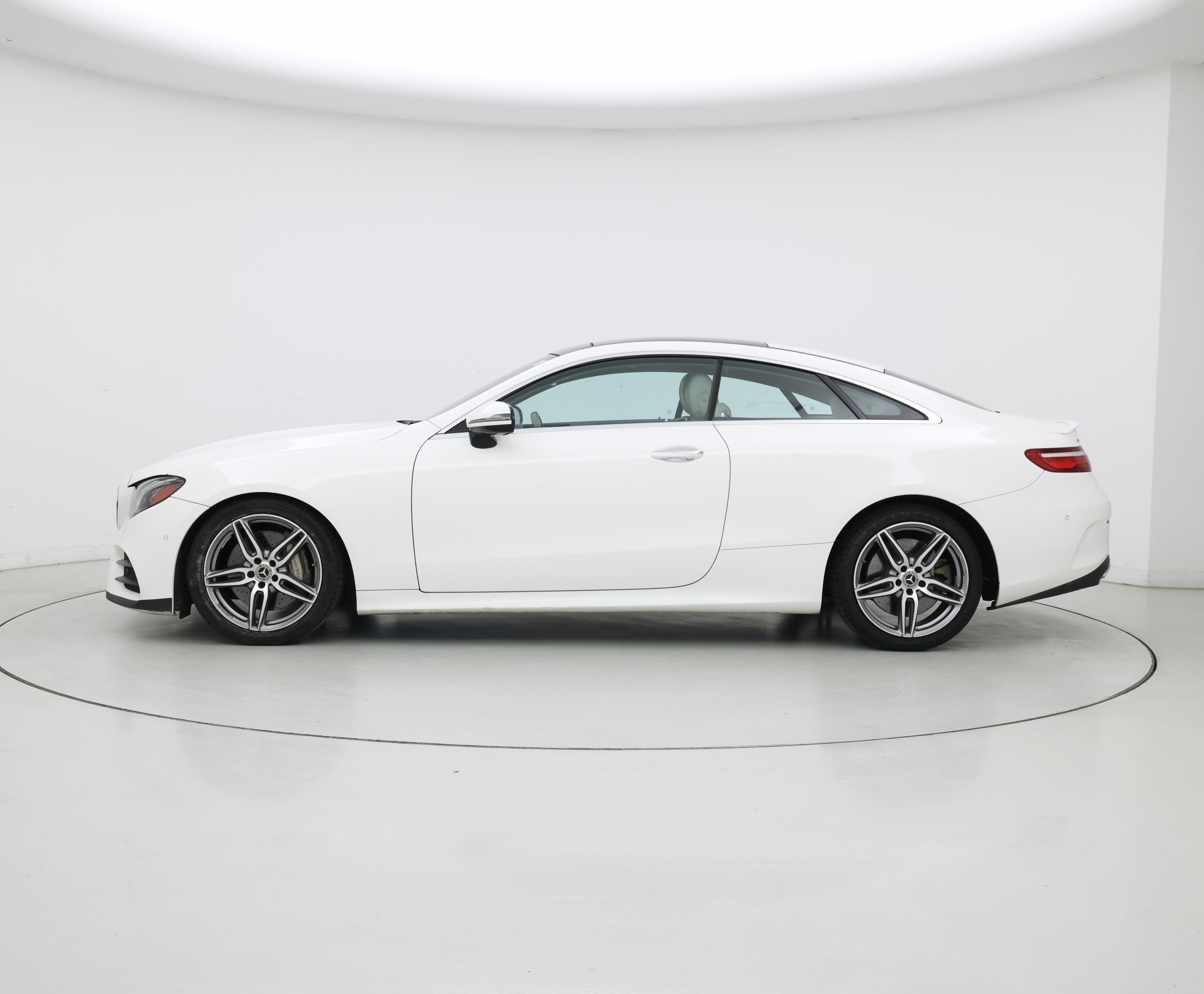 Thumbnail: 2018 Mercedes-Benz E-Class - 3