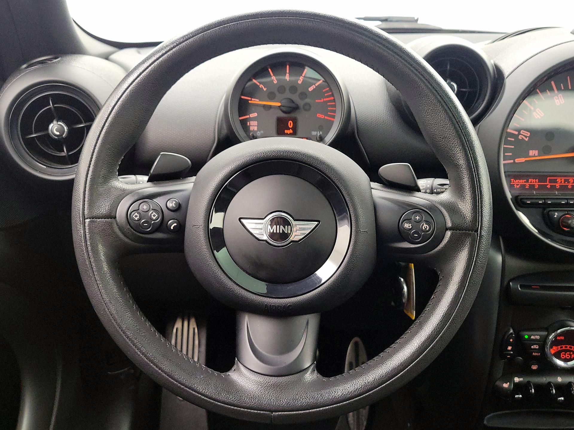 Thumbnail: 2015 MINI Cooper Countryman - 10