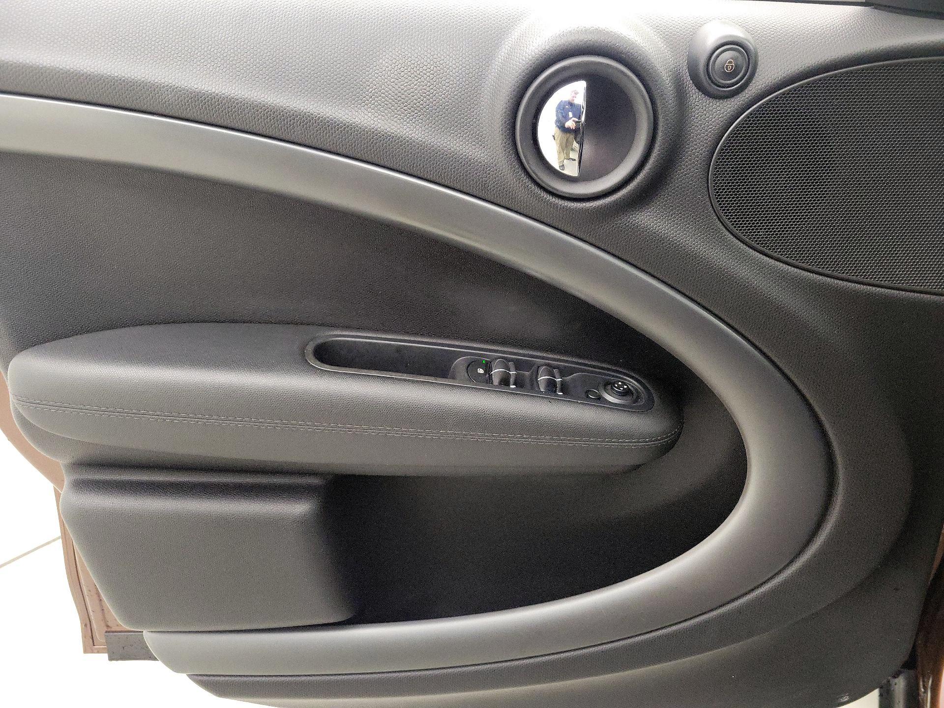 Thumbnail: 2015 MINI Cooper Countryman - 12