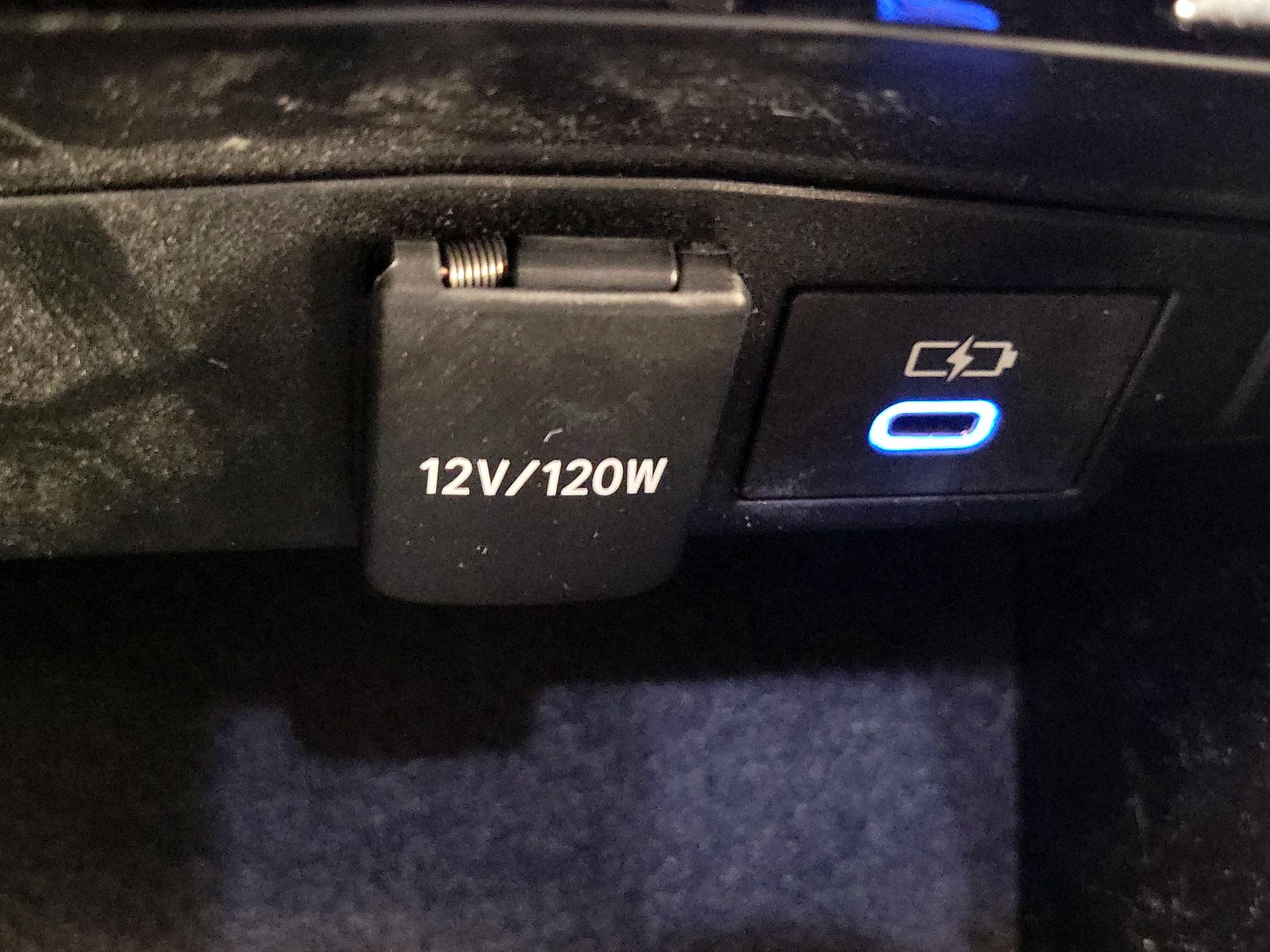 Thumbnail: 2022 Toyota Corolla - 18