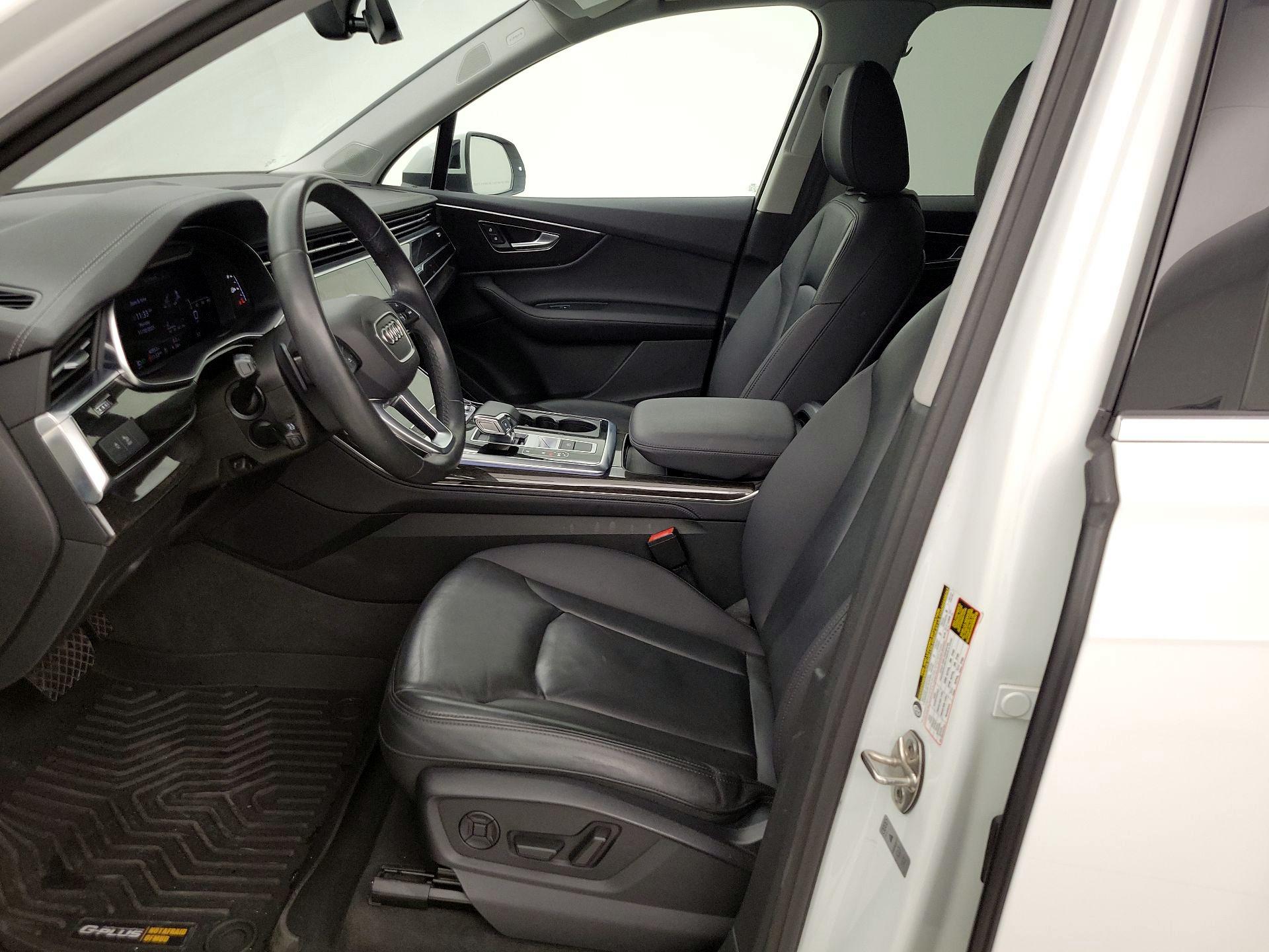 Thumbnail: 2023 Audi Q7 - 11