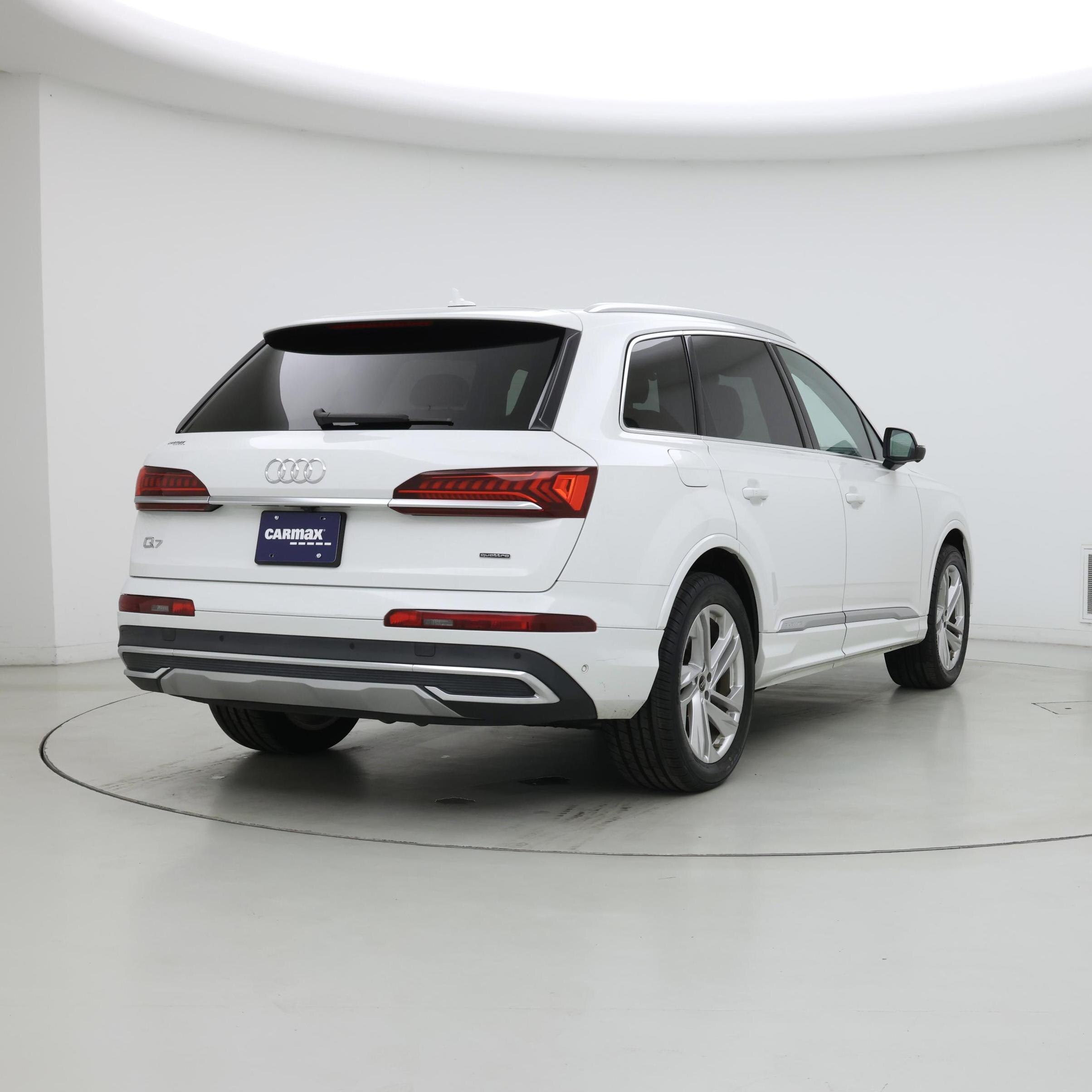 Thumbnail: 2023 Audi Q7 - 8