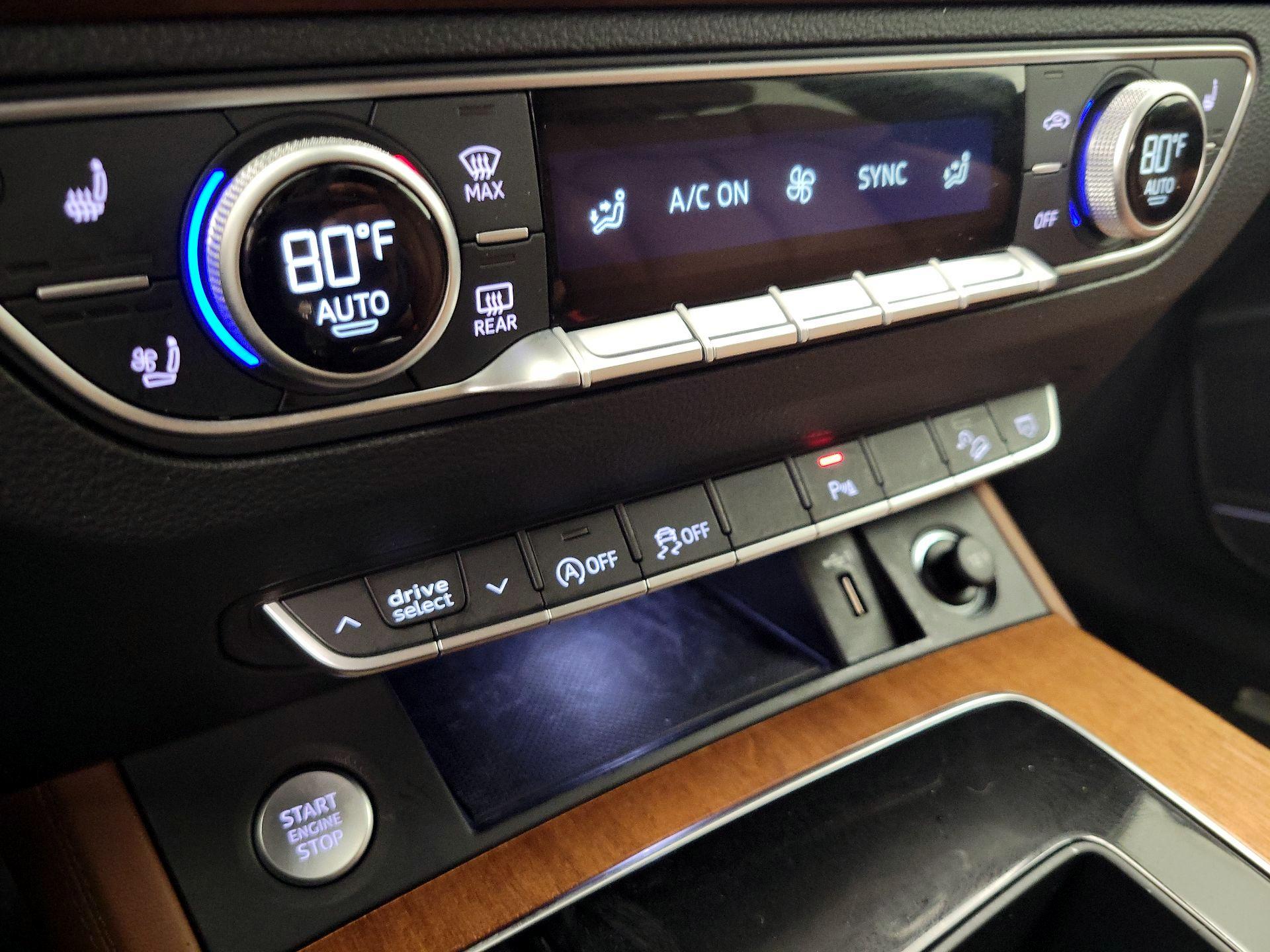 Thumbnail: 2022 Audi Q5 - 17