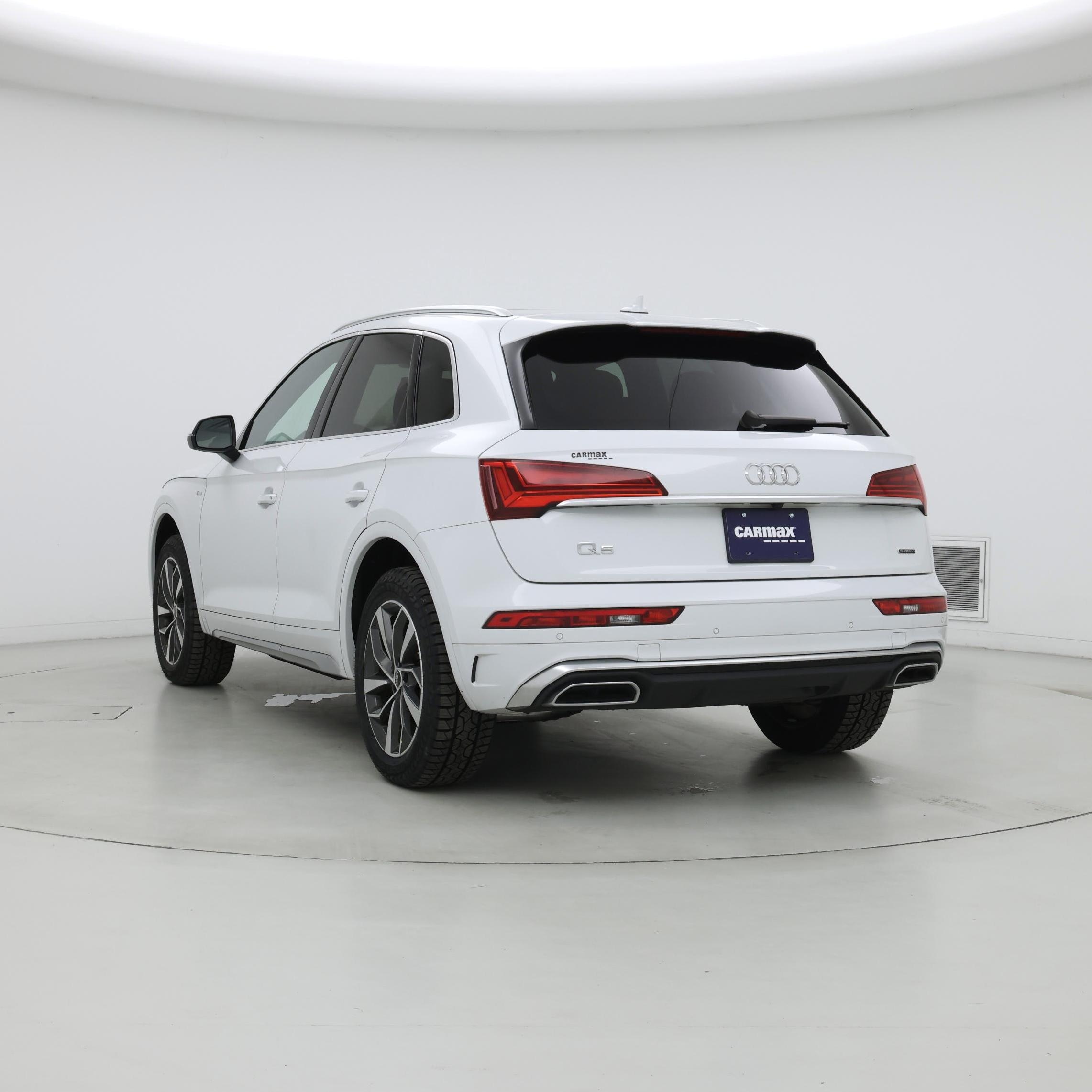 Thumbnail: 2022 Audi Q5 - 2