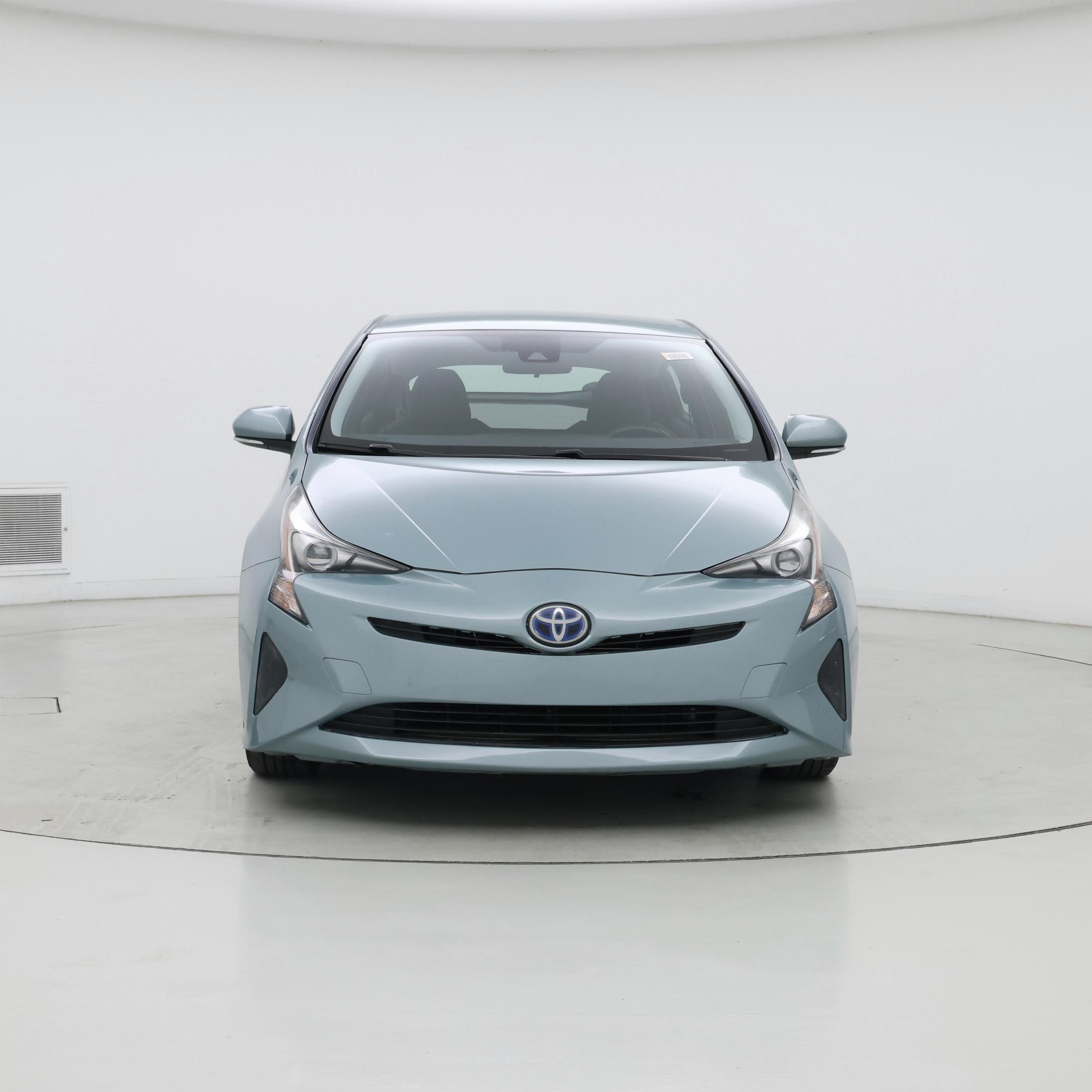 Thumbnail: 2017 Toyota Prius - 5