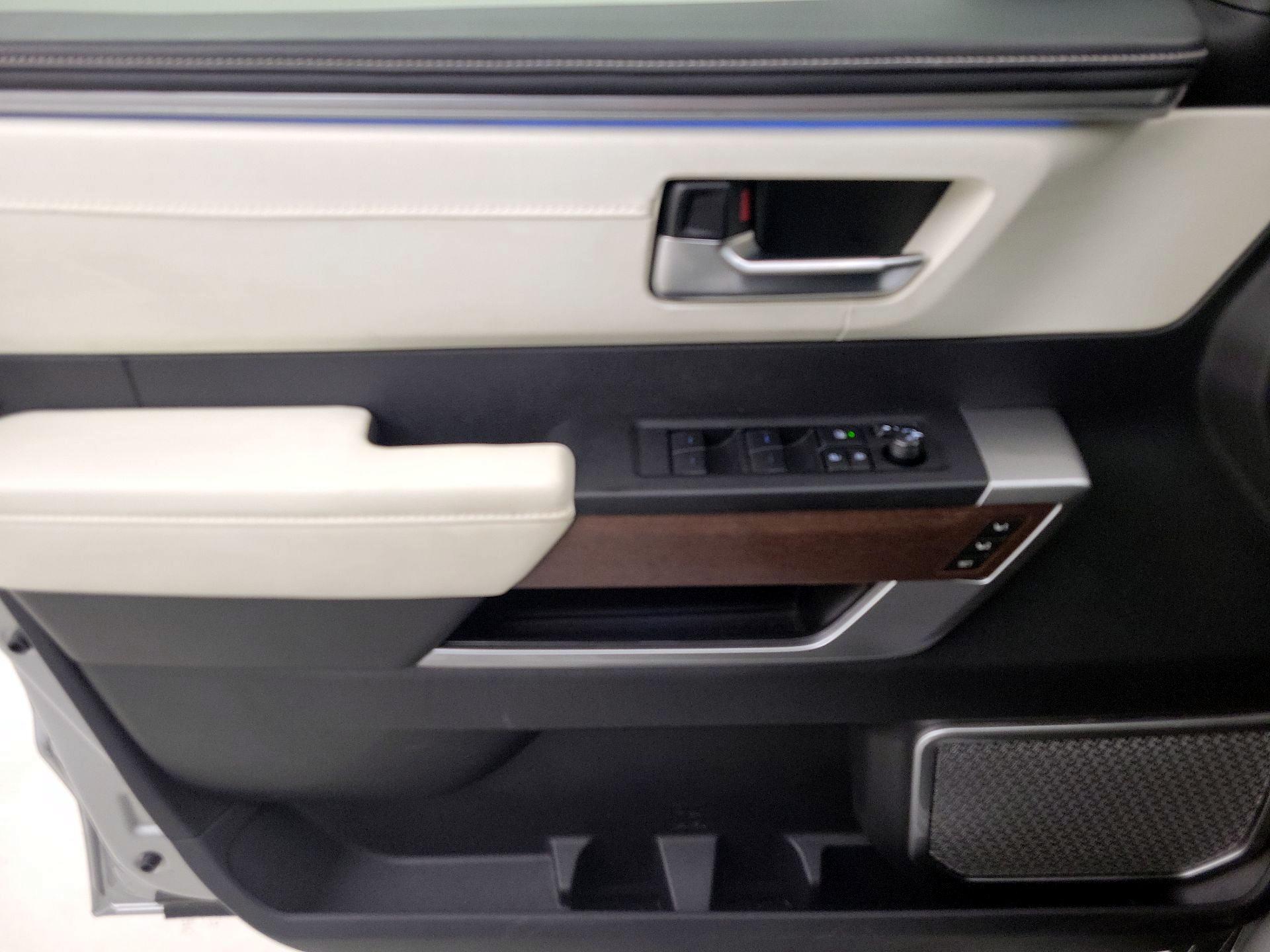 Thumbnail: 2022 Toyota Tundra - 12