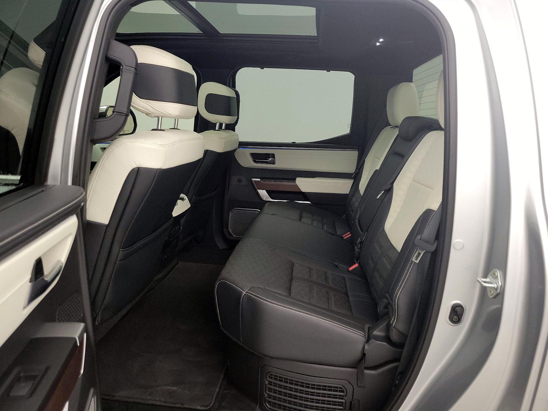 Thumbnail: 2022 Toyota Tundra - 19