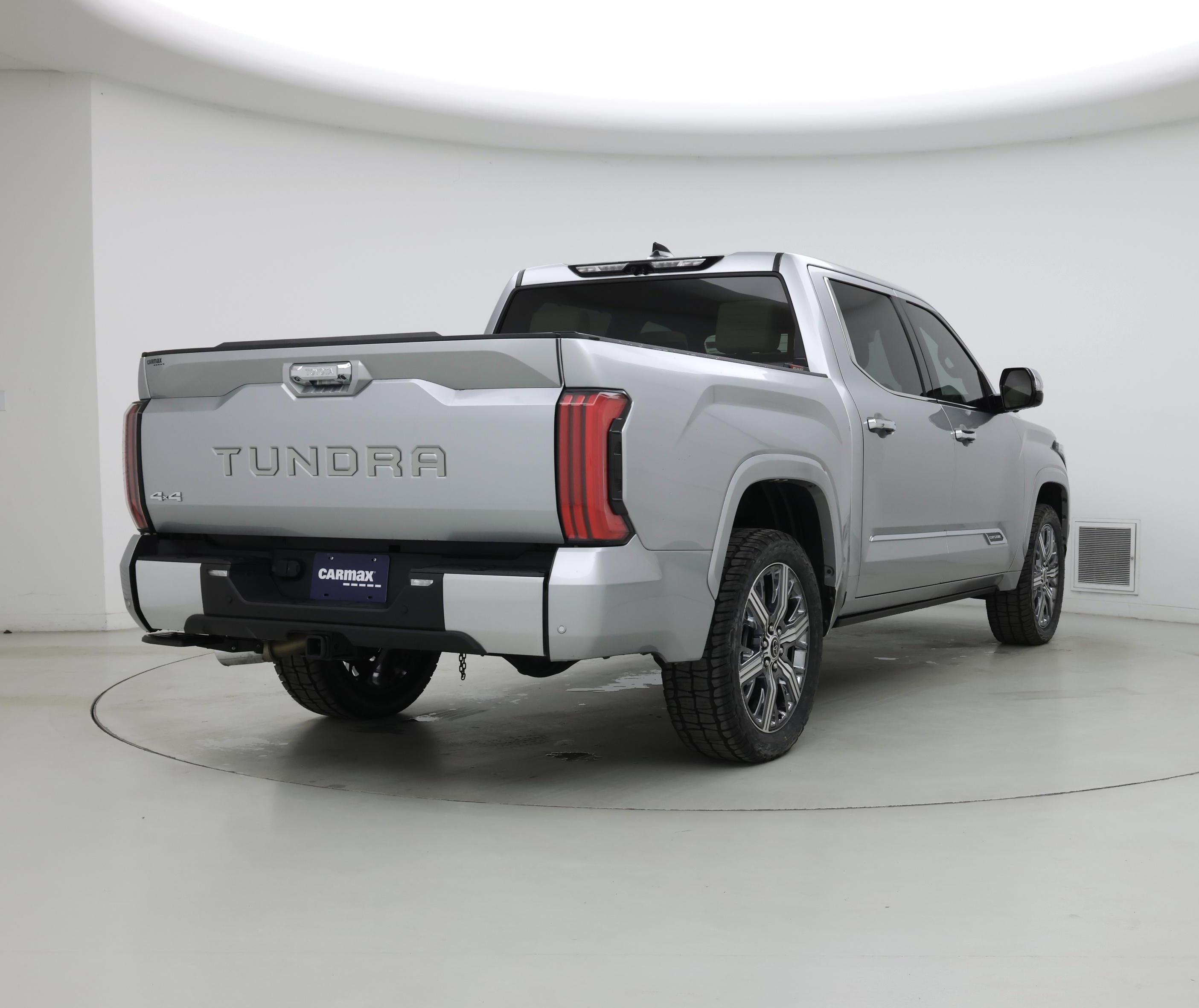 Thumbnail: 2022 Toyota Tundra - 8