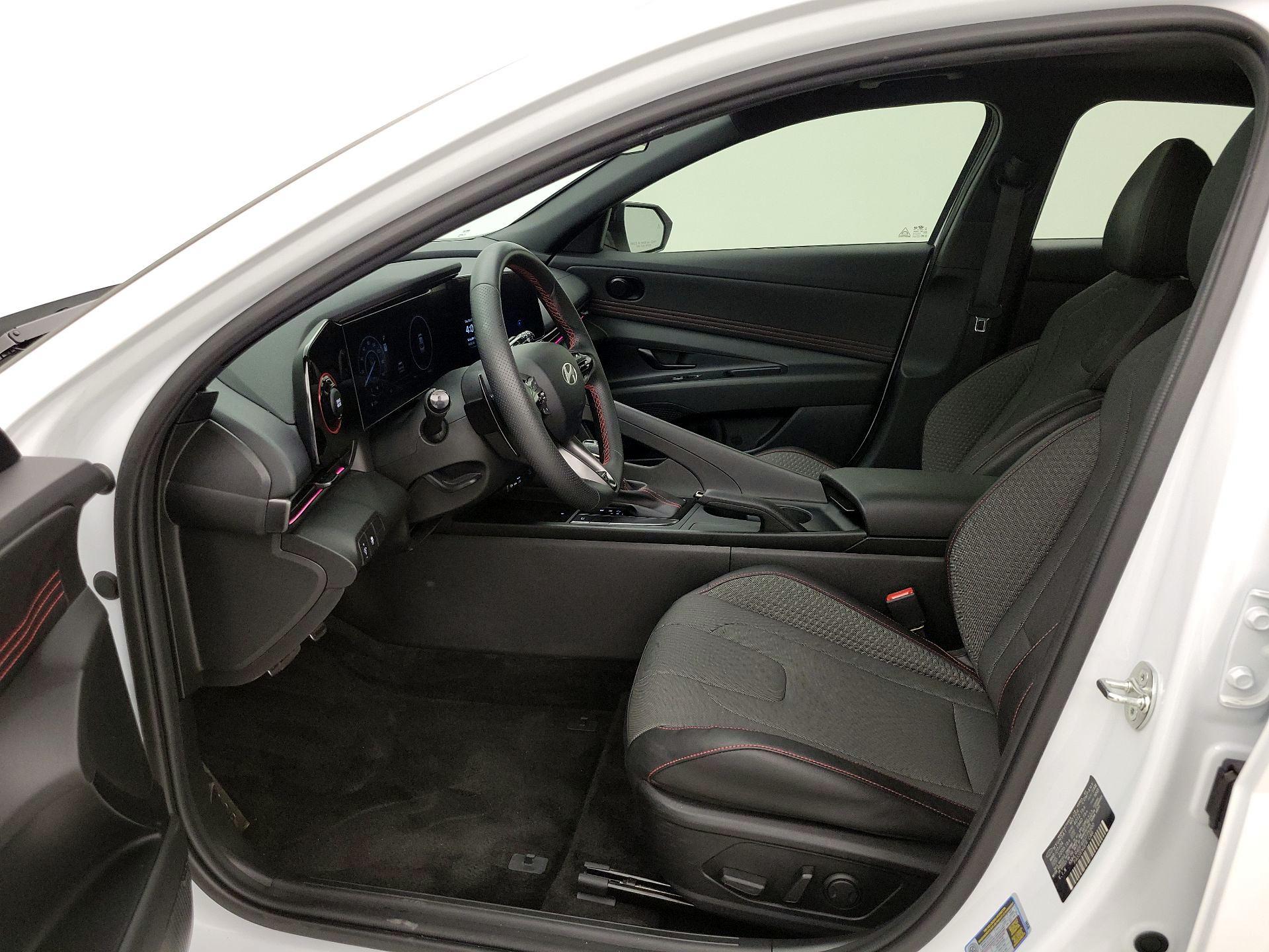 Thumbnail: 2024 Hyundai Elantra - 11