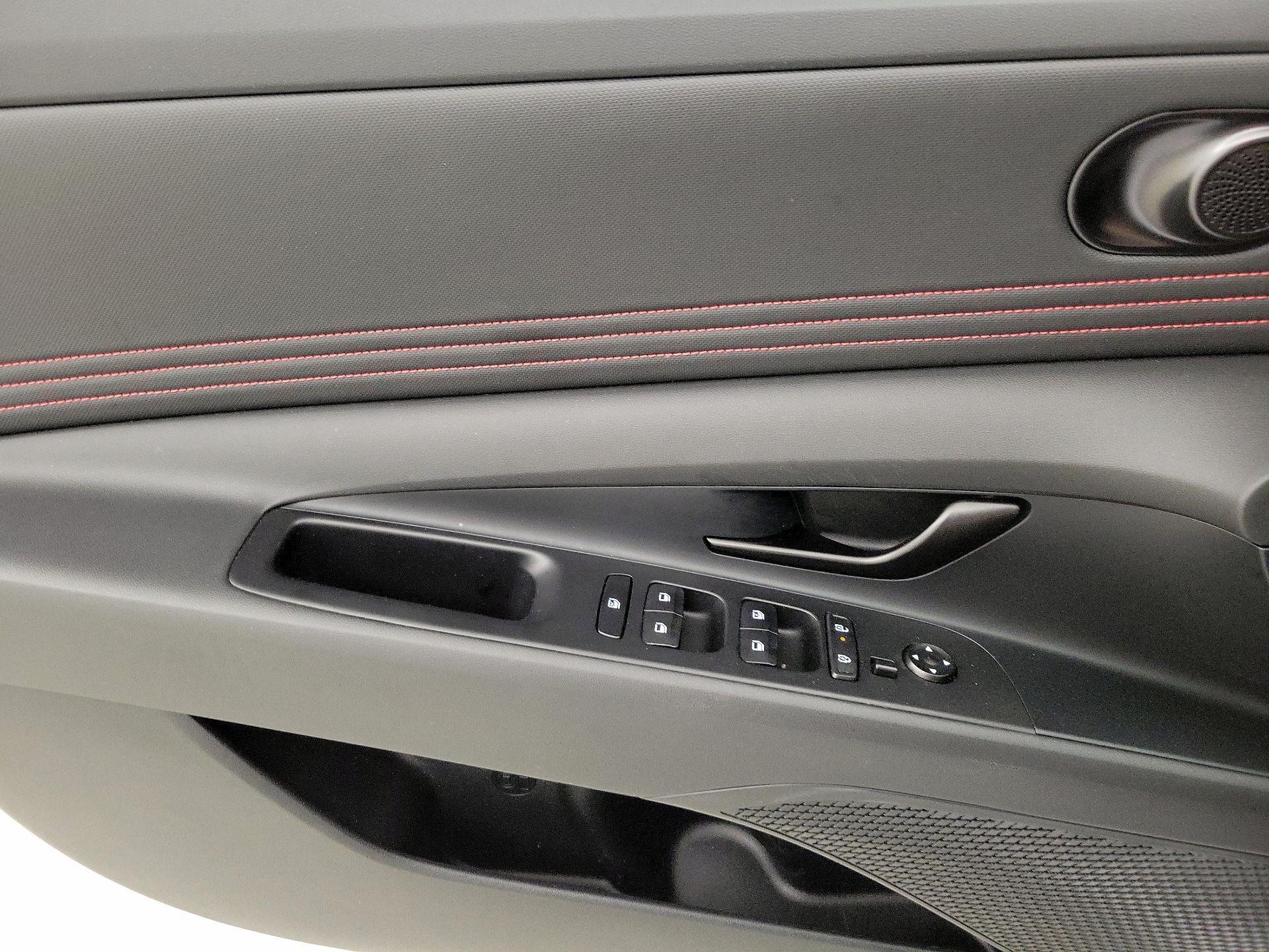 Thumbnail: 2024 Hyundai Elantra - 12