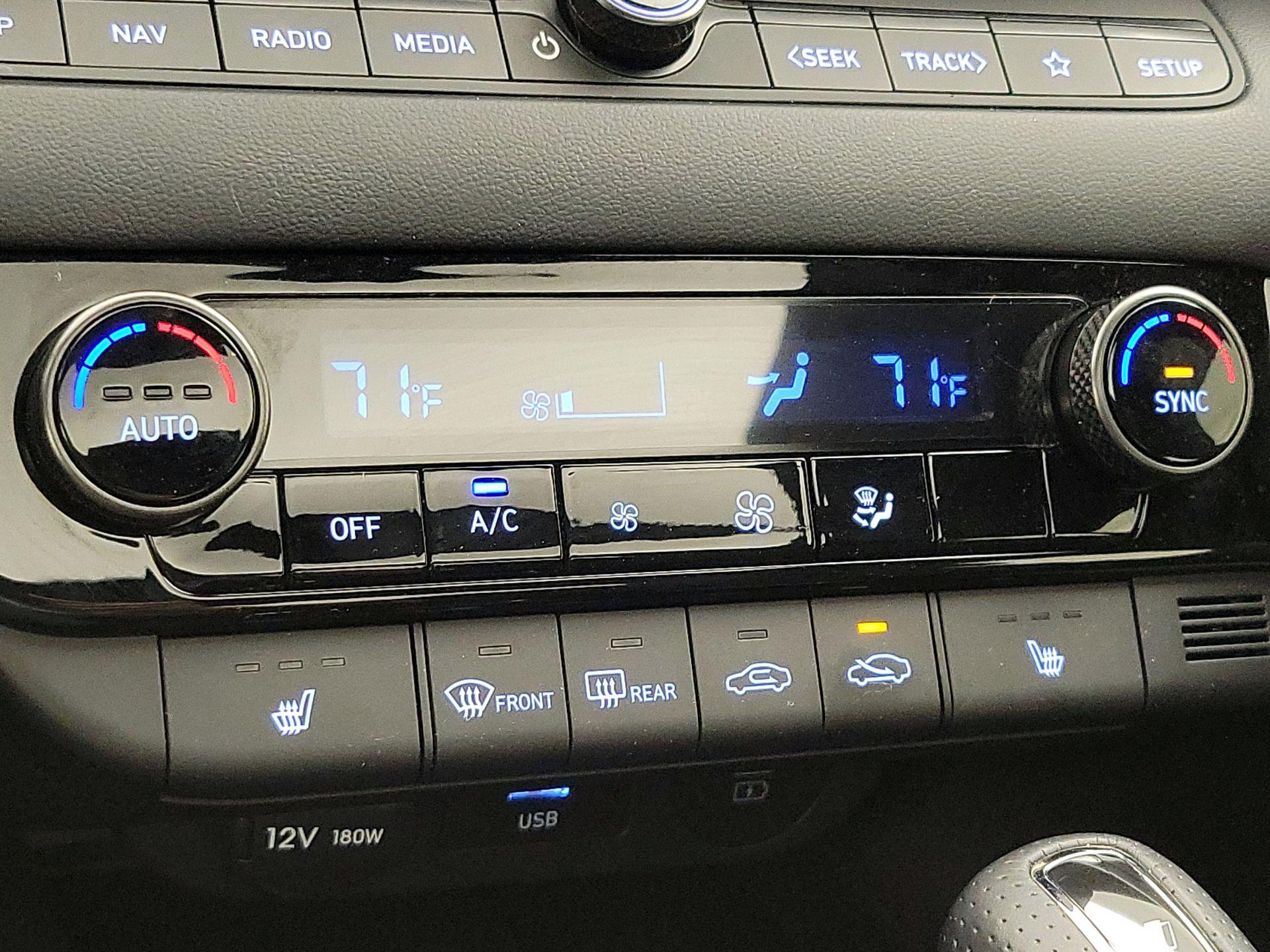 Thumbnail: 2024 Hyundai Elantra - 16