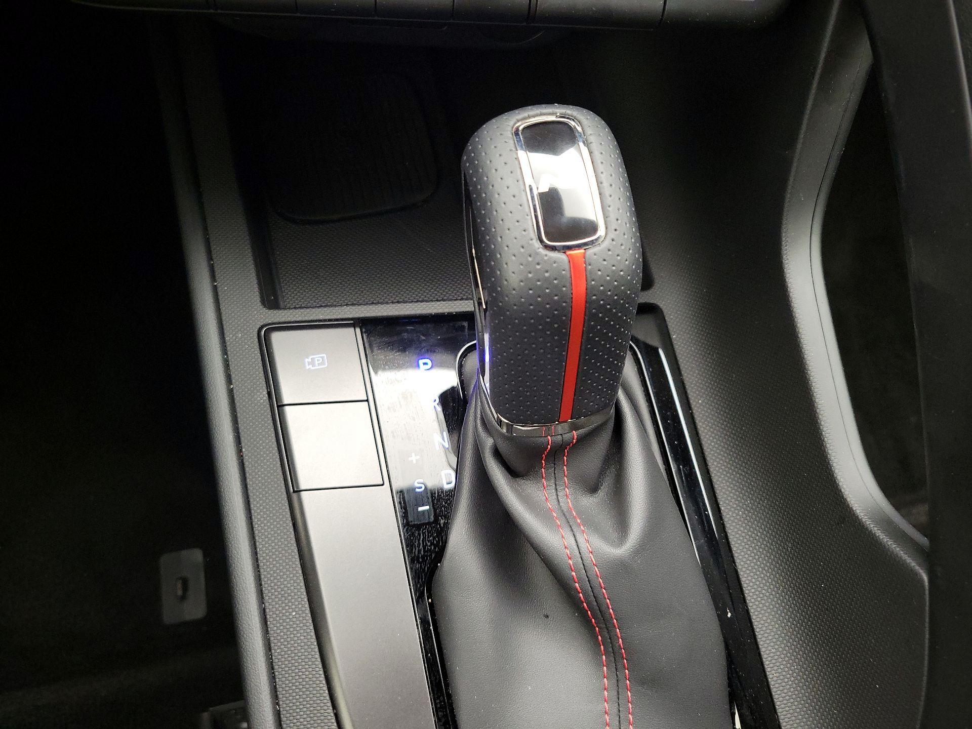 Thumbnail: 2024 Hyundai Elantra - 17