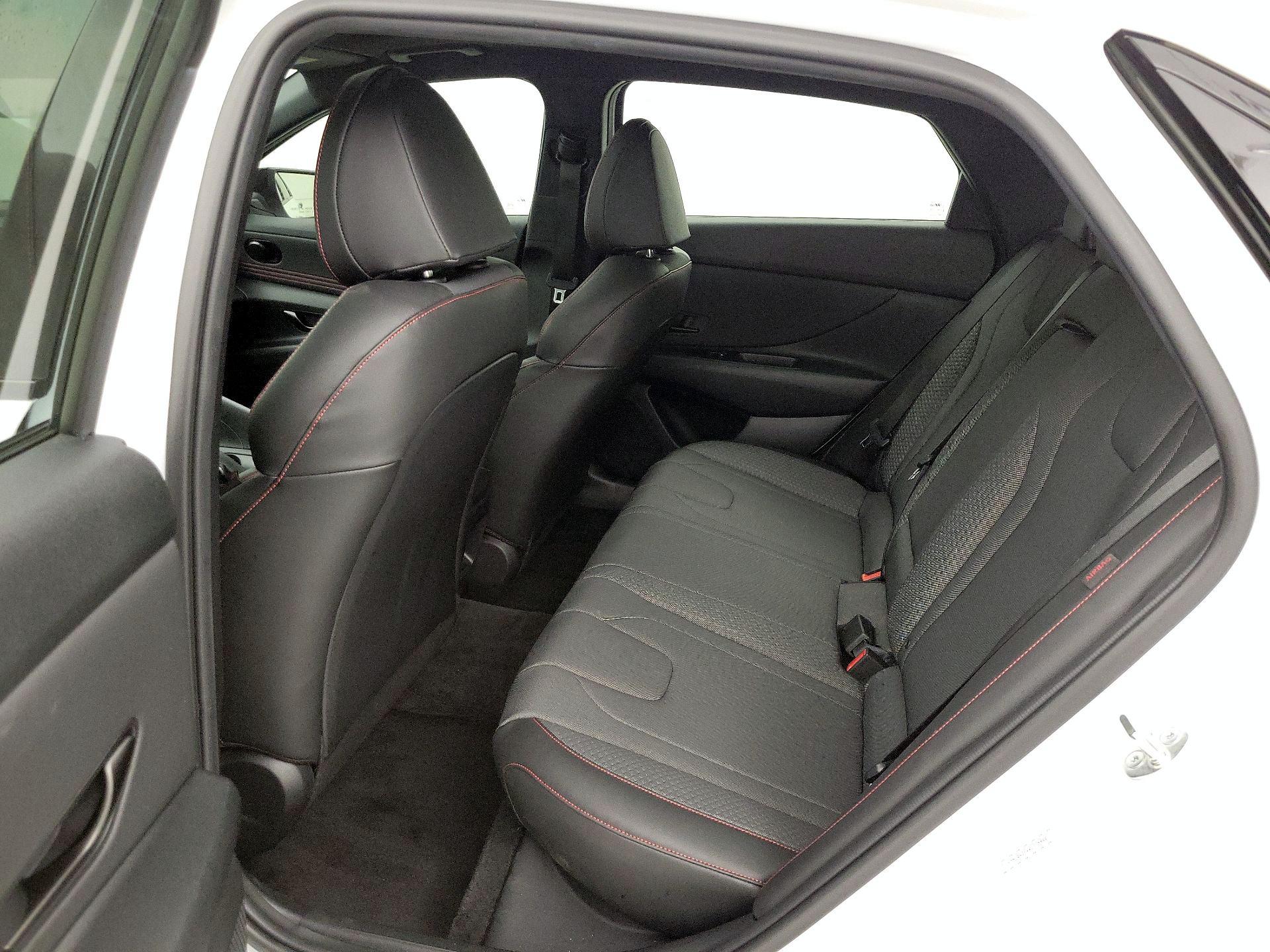 Thumbnail: 2024 Hyundai Elantra - 20